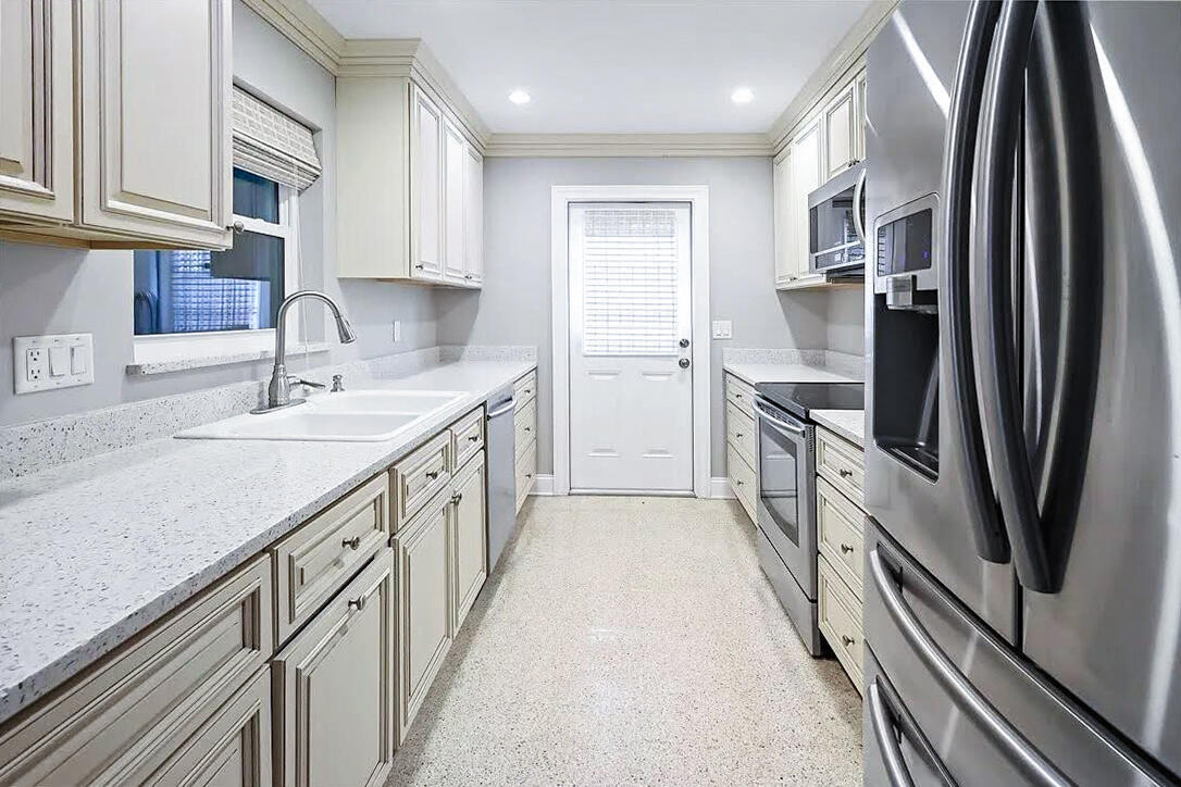 OAKMONT PARK ESTATES UNIT NO 1 - Residential