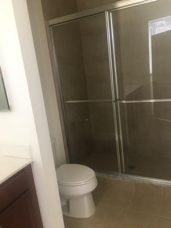 RIVER MARINA - Residential Lease