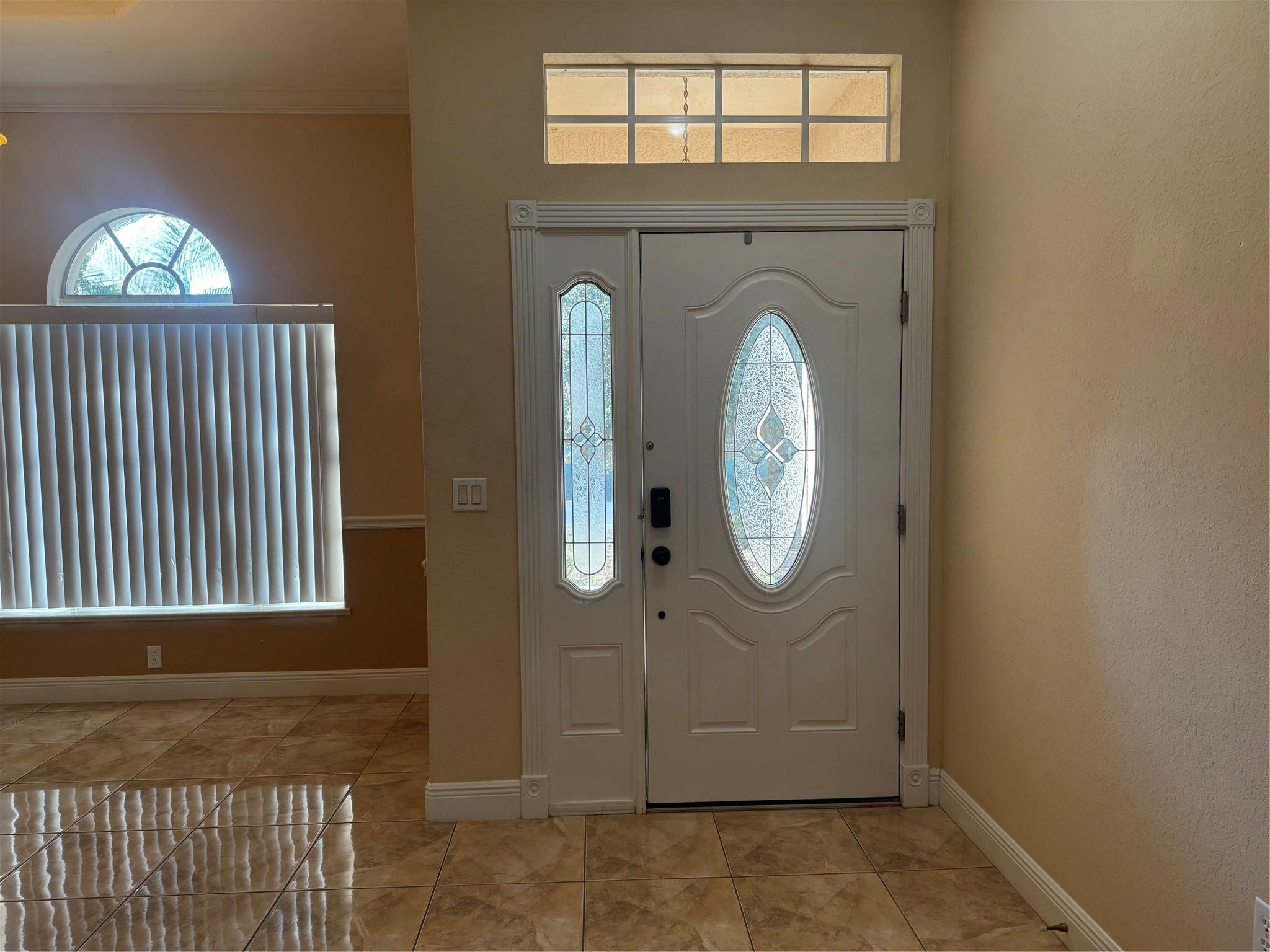 852 Kingfisher Avenue