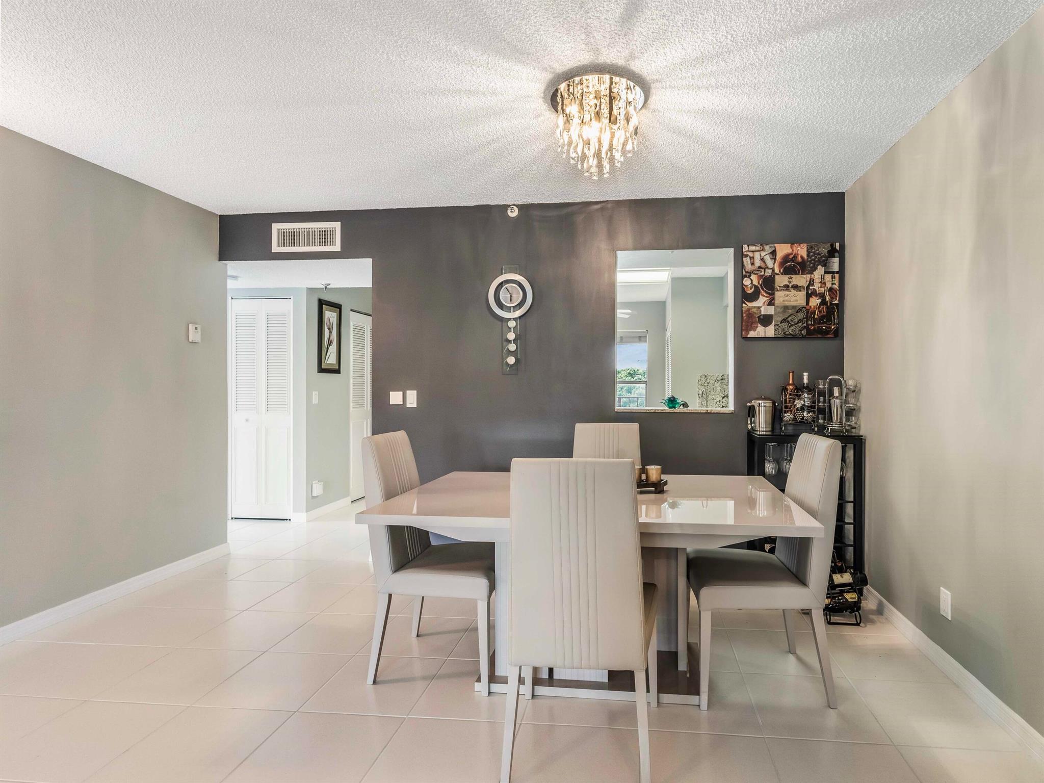 VILLAGES OF ORIOLE BONAIR - Residential Lease