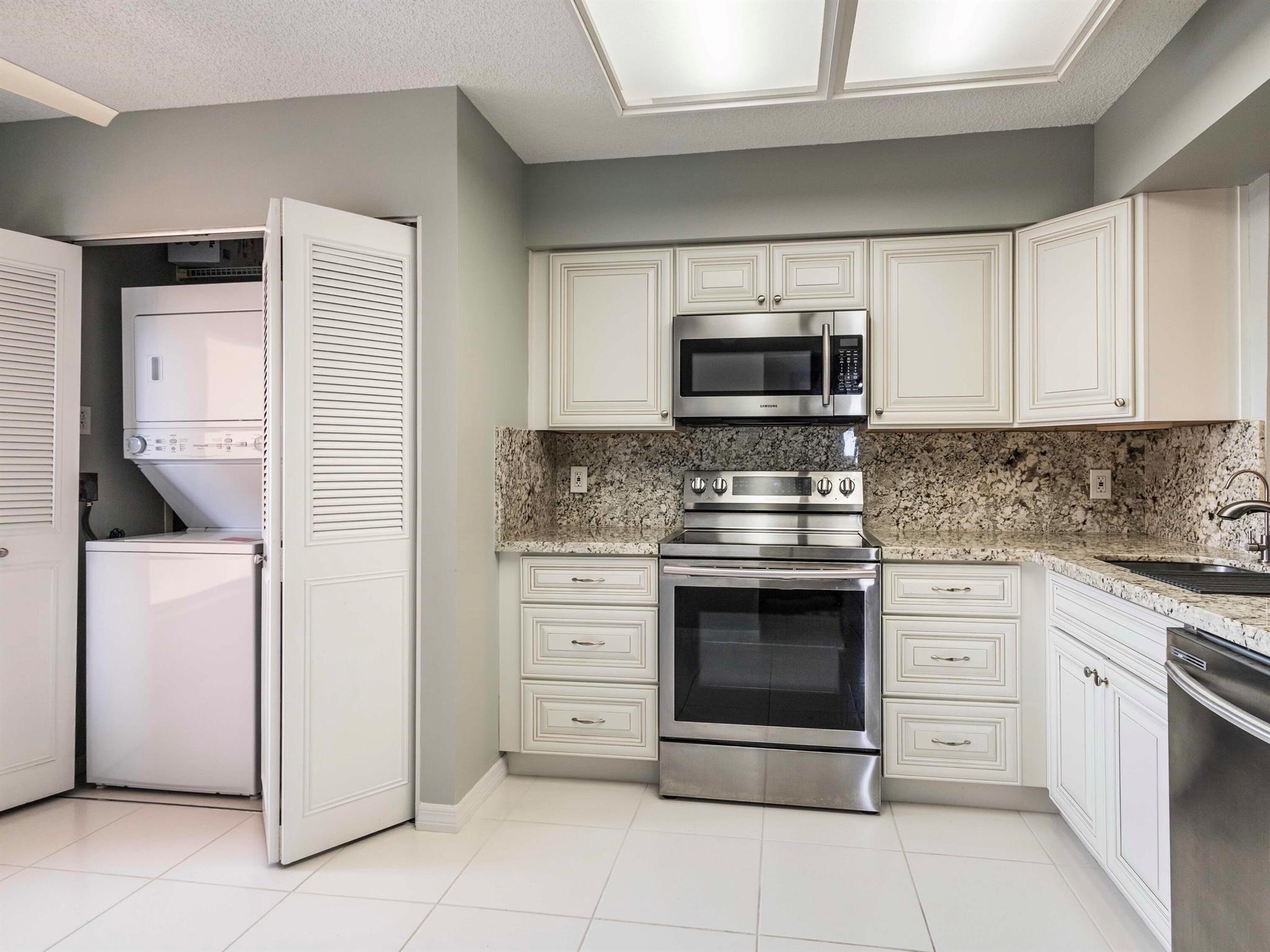 VILLAGES OF ORIOLE BONAIR - Residential Lease