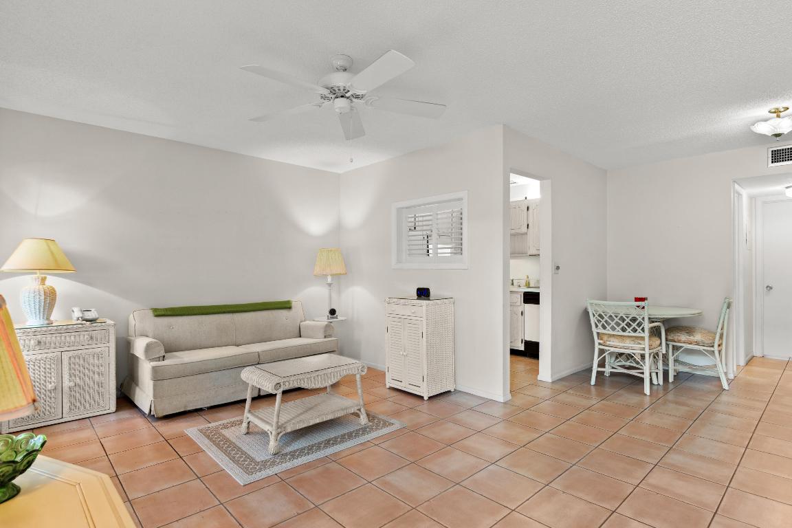 VISTA HARBOR CONDO BLDGS M-T - Residential