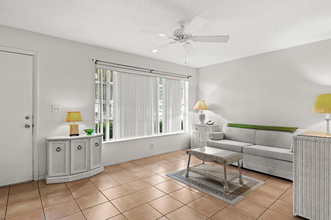 VISTA HARBOR CONDO BLDGS M-T - Residential