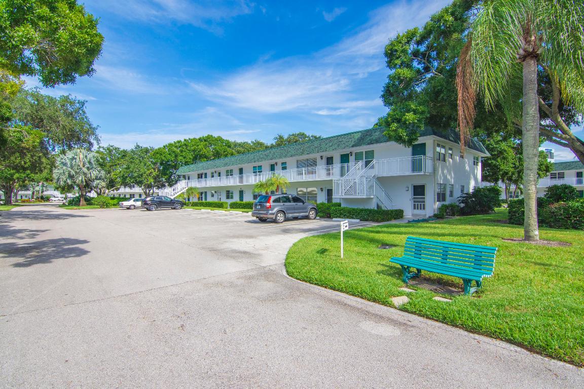 VISTA HARBOR CONDO BLDGS M-T - Residential