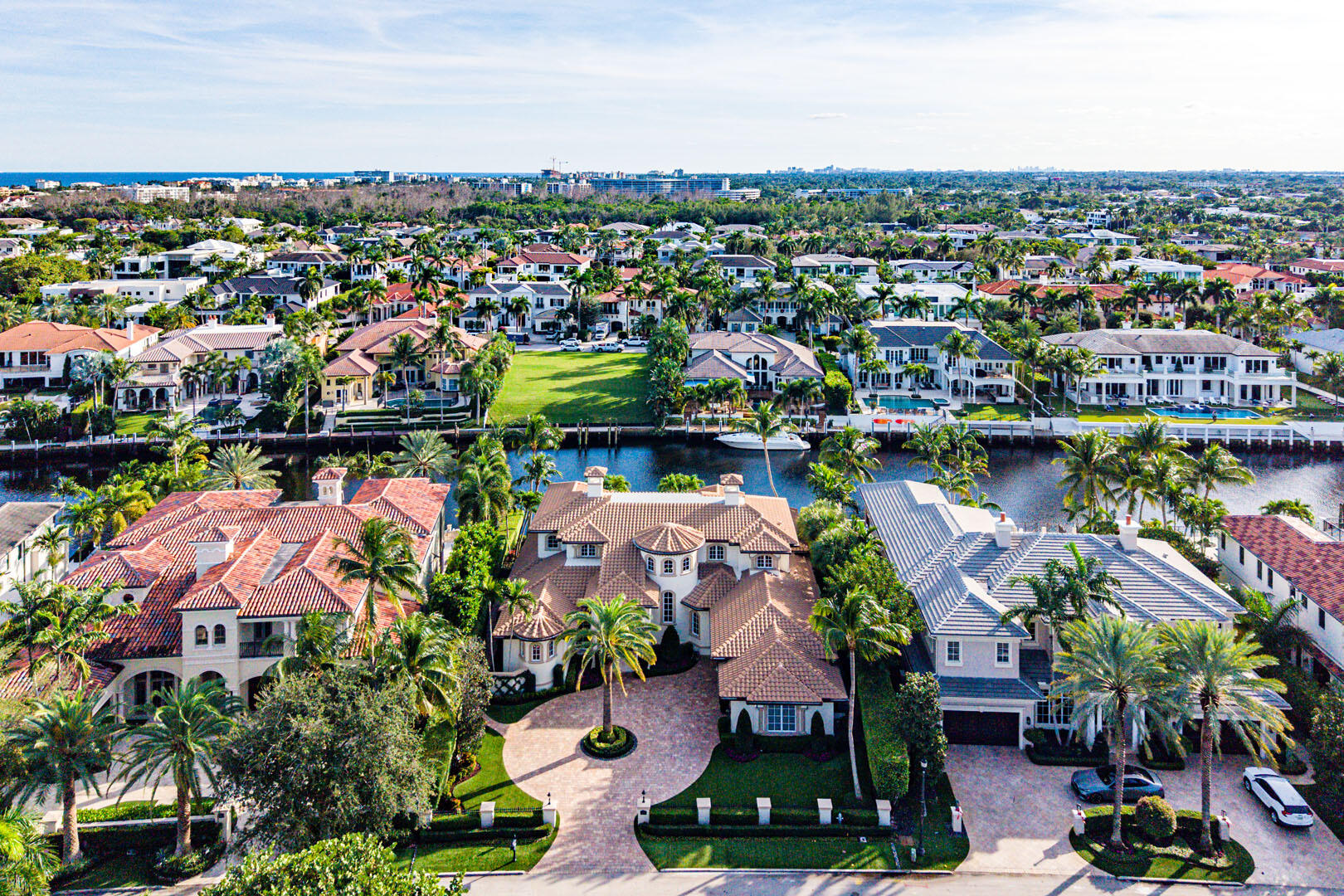 252 S Maya Palm Drive