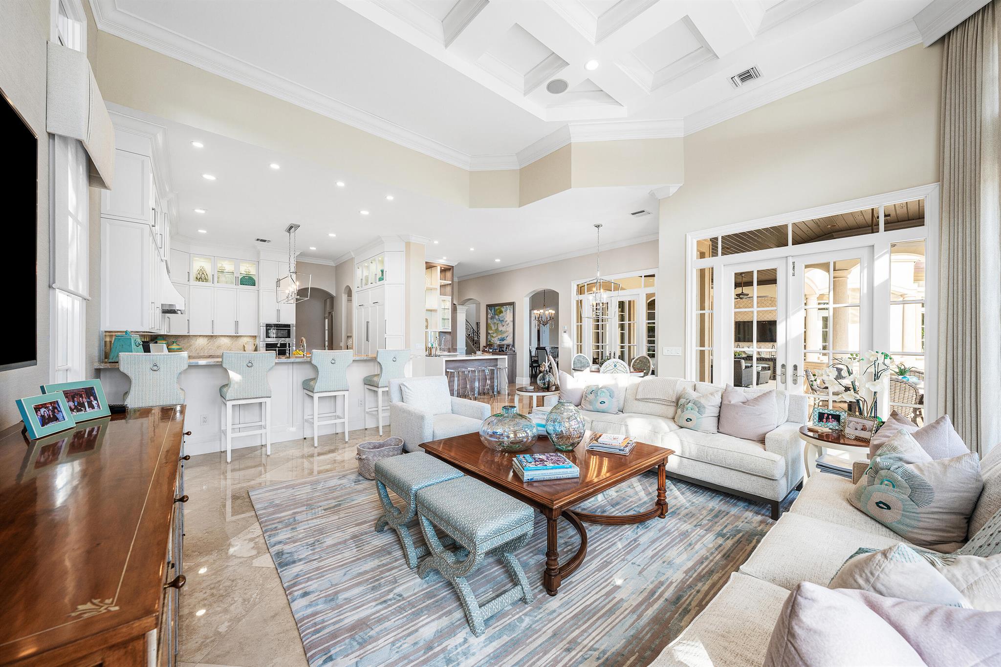 ROYAL PALM YACHT & COUNTR - Residential