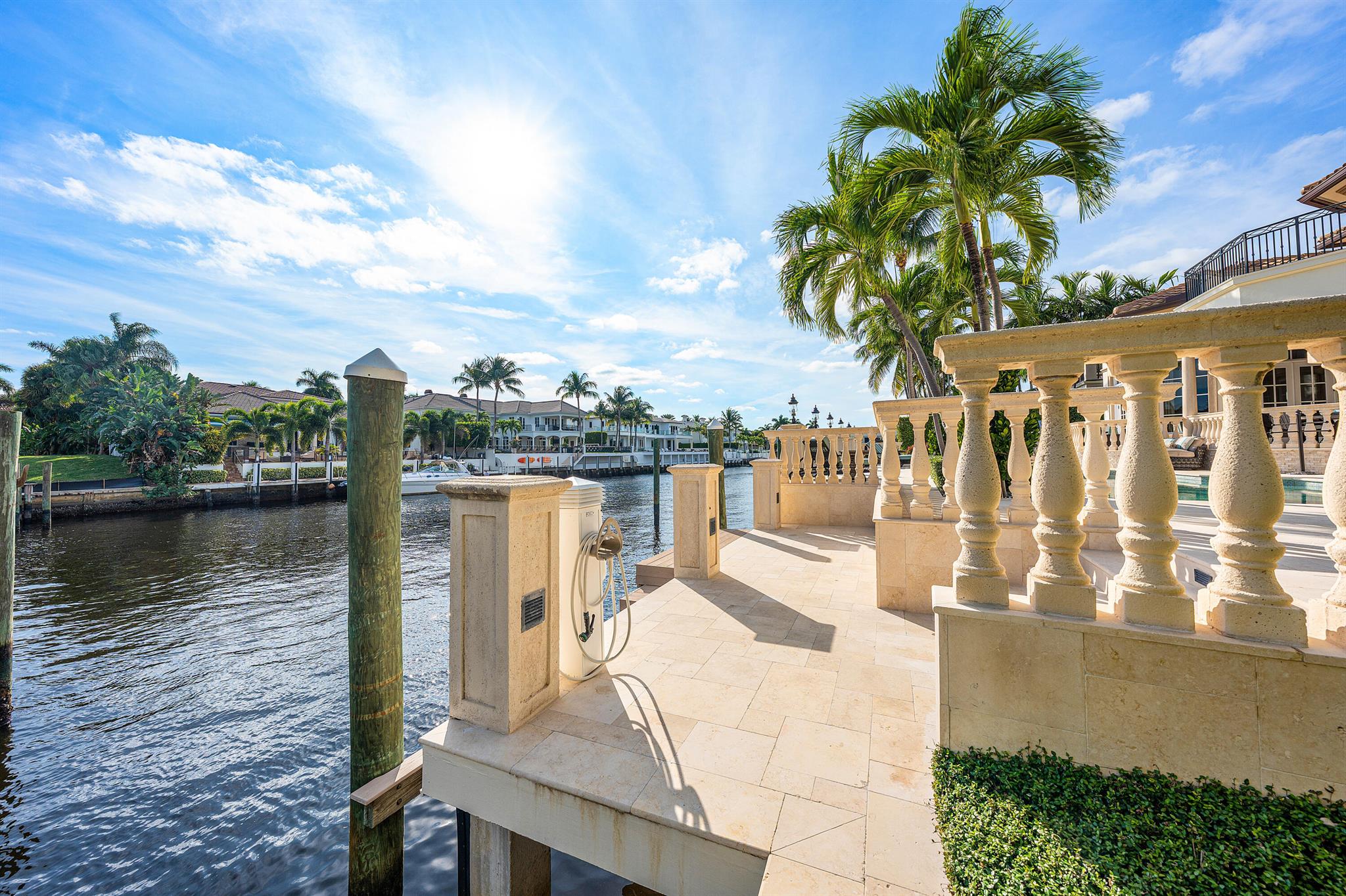 ROYAL PALM YACHT & COUNTR - Residential