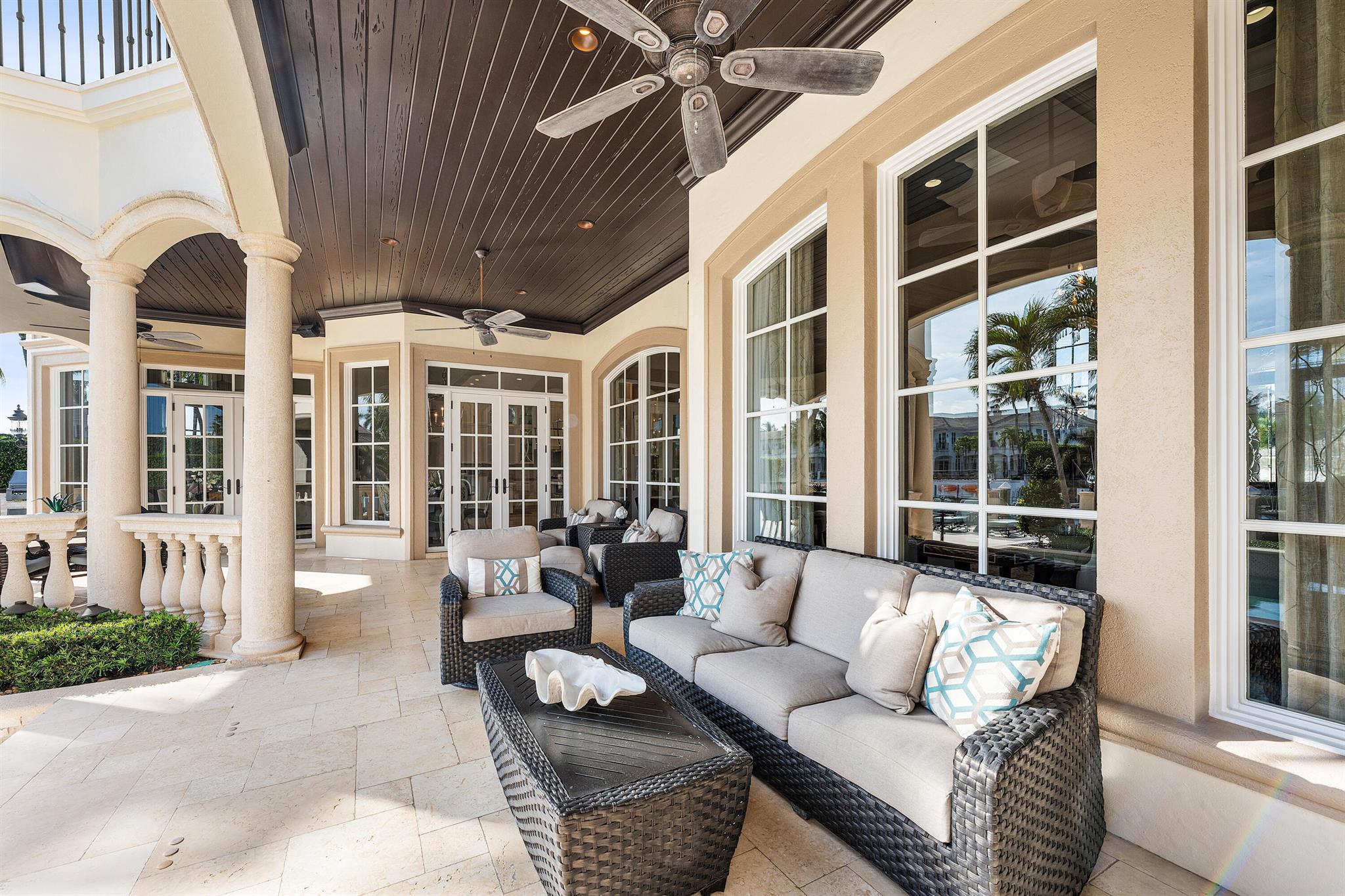 ROYAL PALM YACHT & COUNTR - Residential