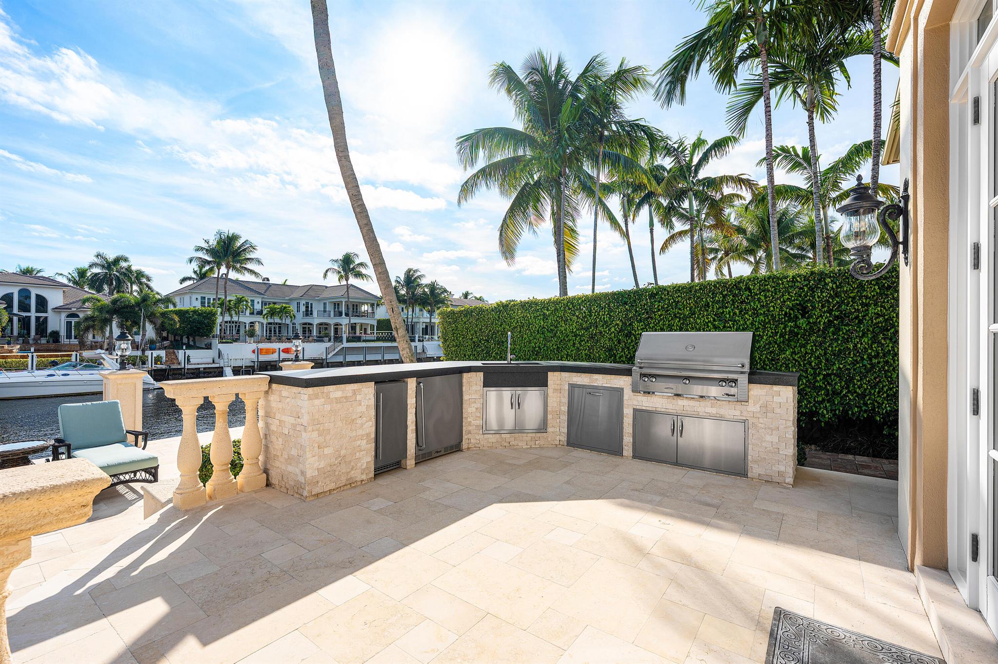 ROYAL PALM YACHT & COUNTR - Residential