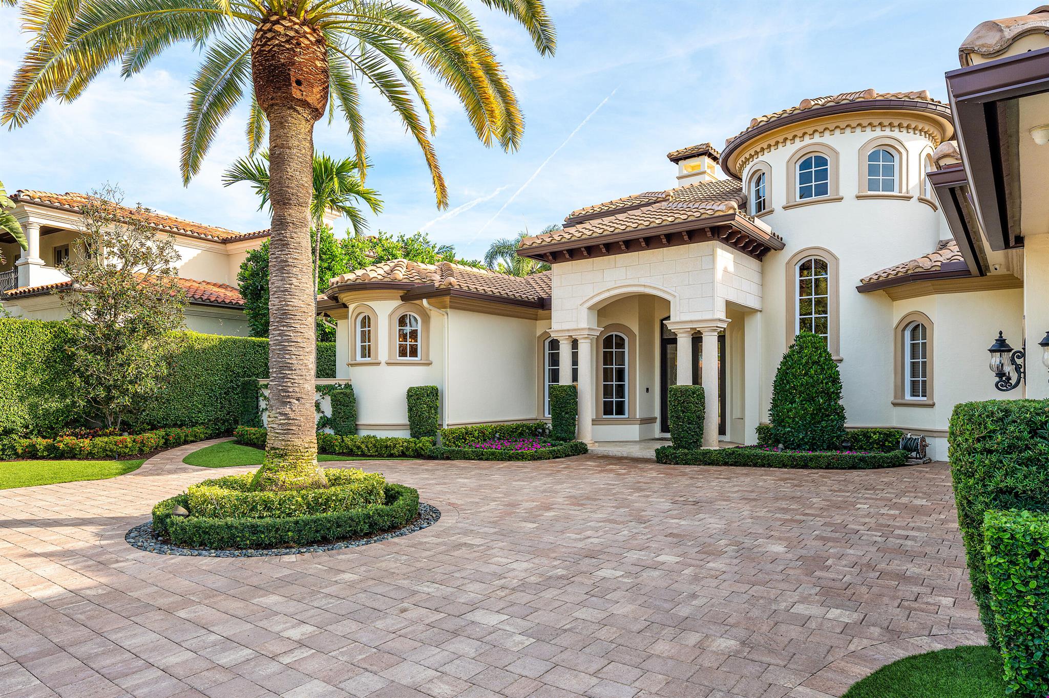 ROYAL PALM YACHT & COUNTR - Residential