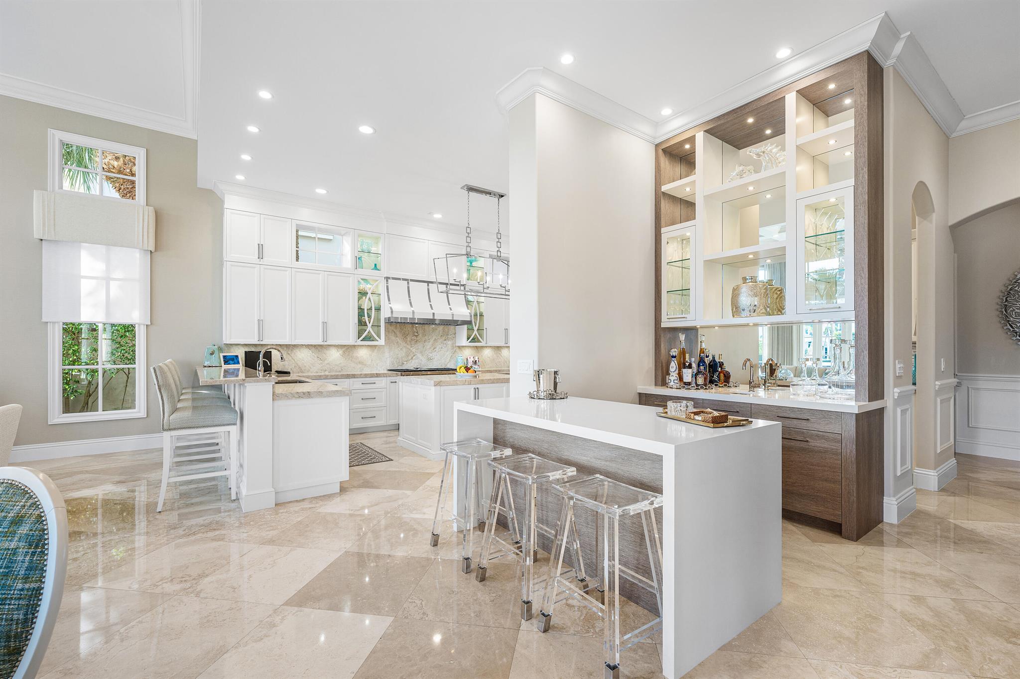 ROYAL PALM YACHT & COUNTR - Residential