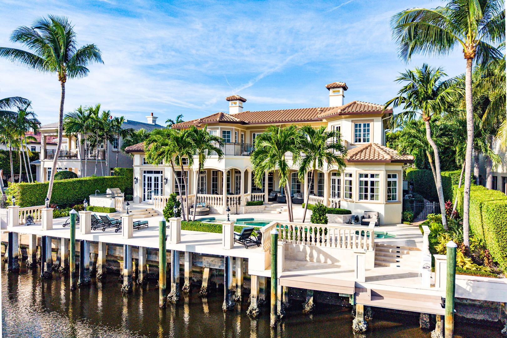 252 S Maya Palm Drive