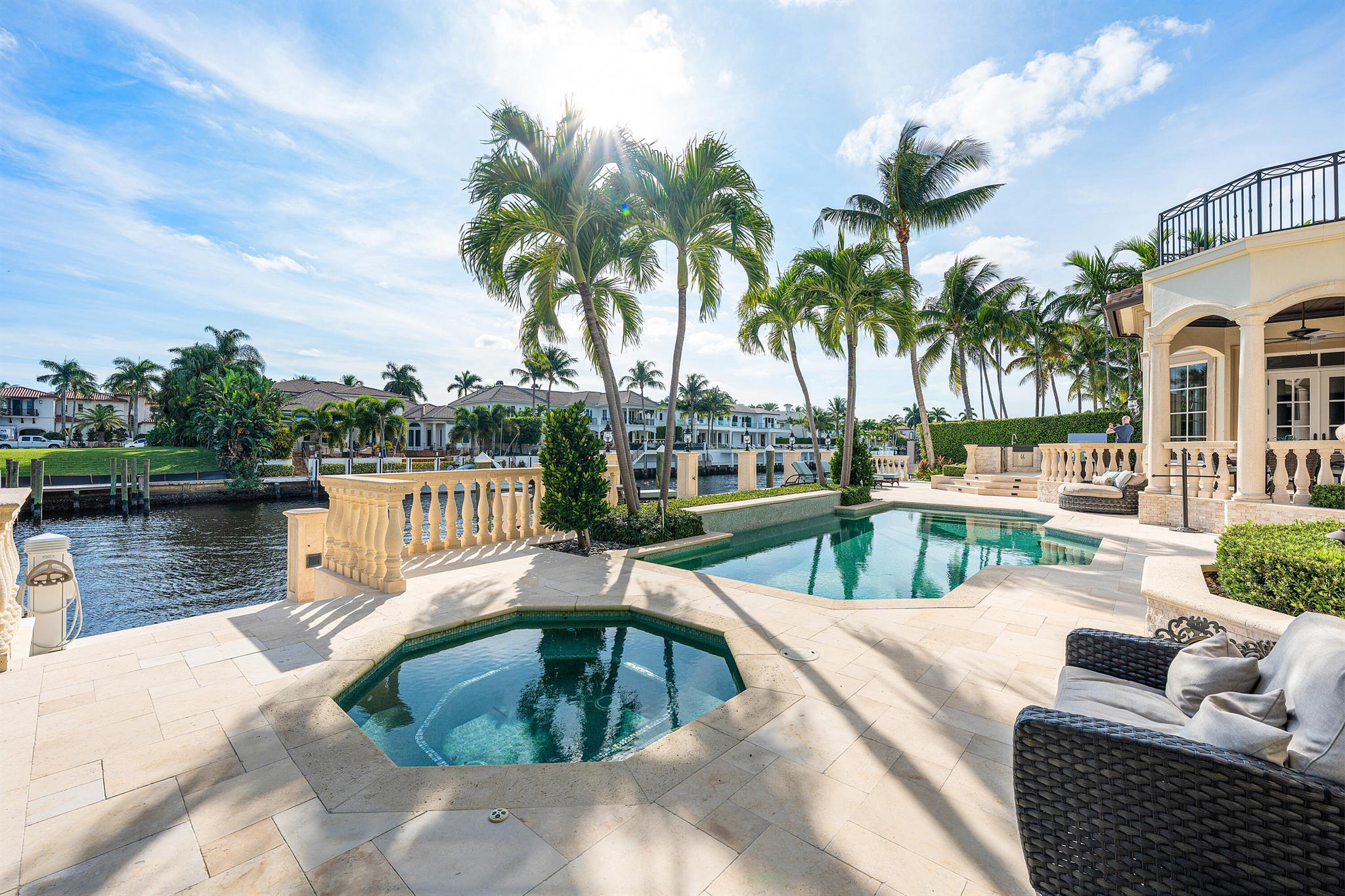 ROYAL PALM YACHT & COUNTR - Residential