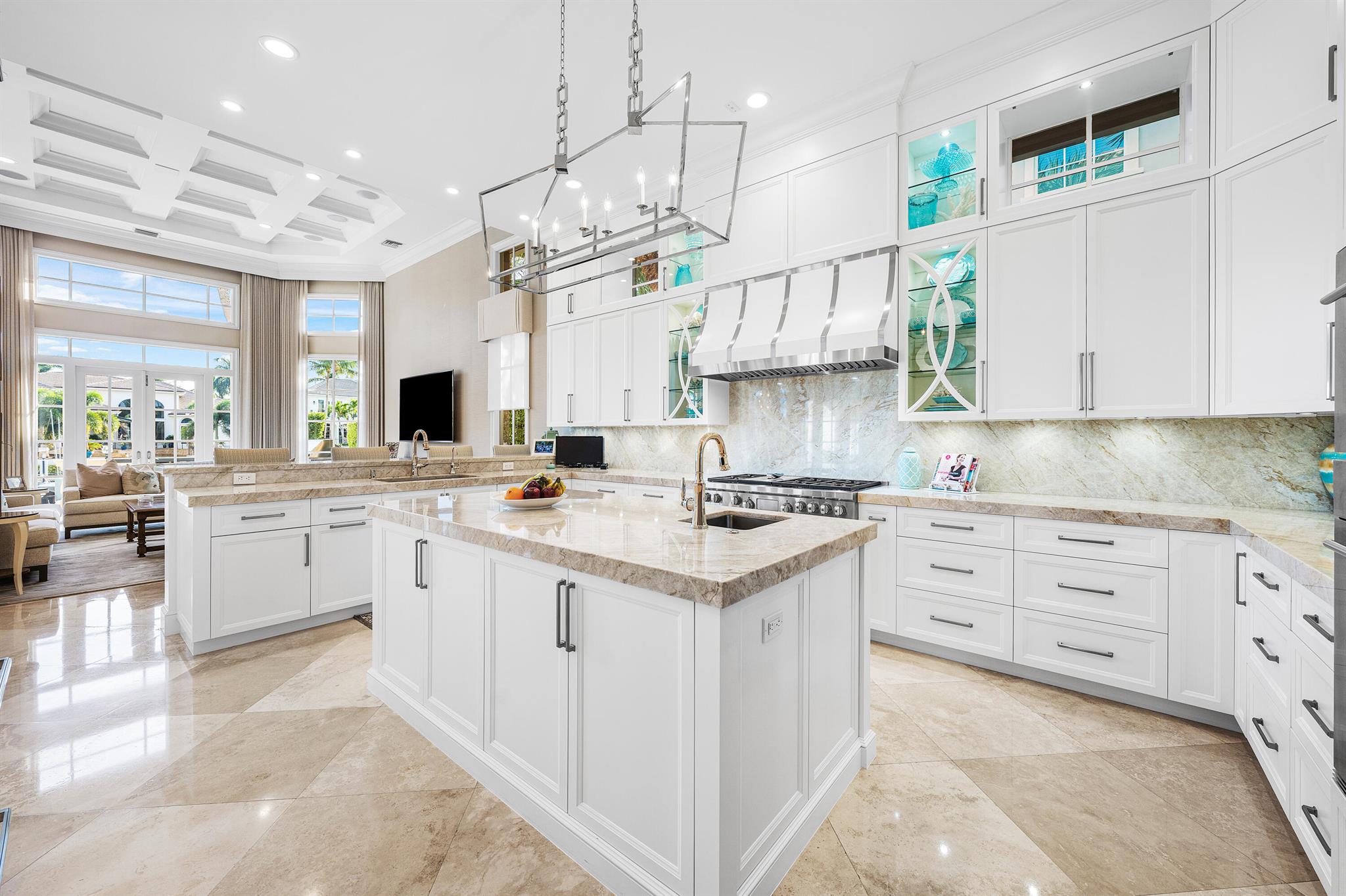 ROYAL PALM YACHT & COUNTR - Residential