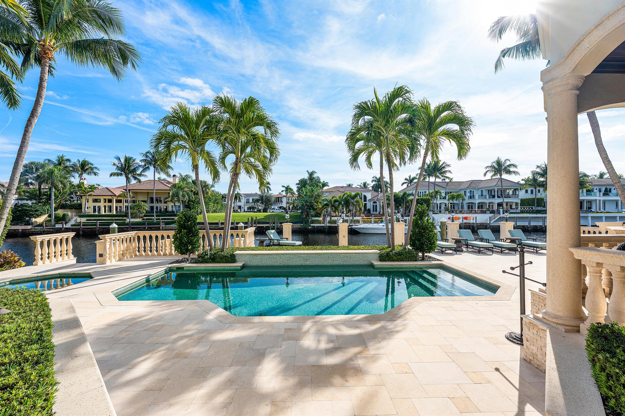 ROYAL PALM YACHT & COUNTR - Residential