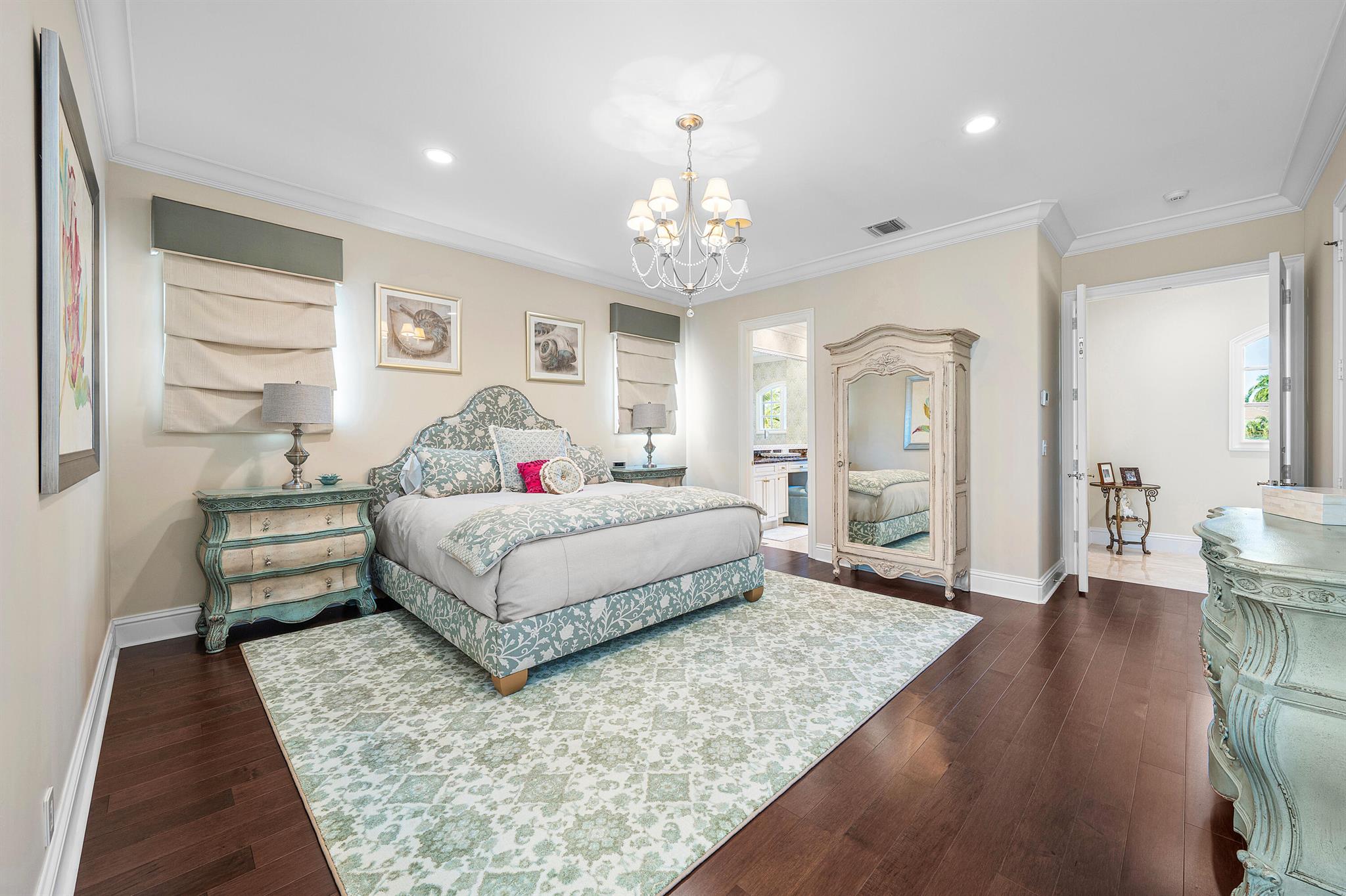 ROYAL PALM YACHT & COUNTR - Residential