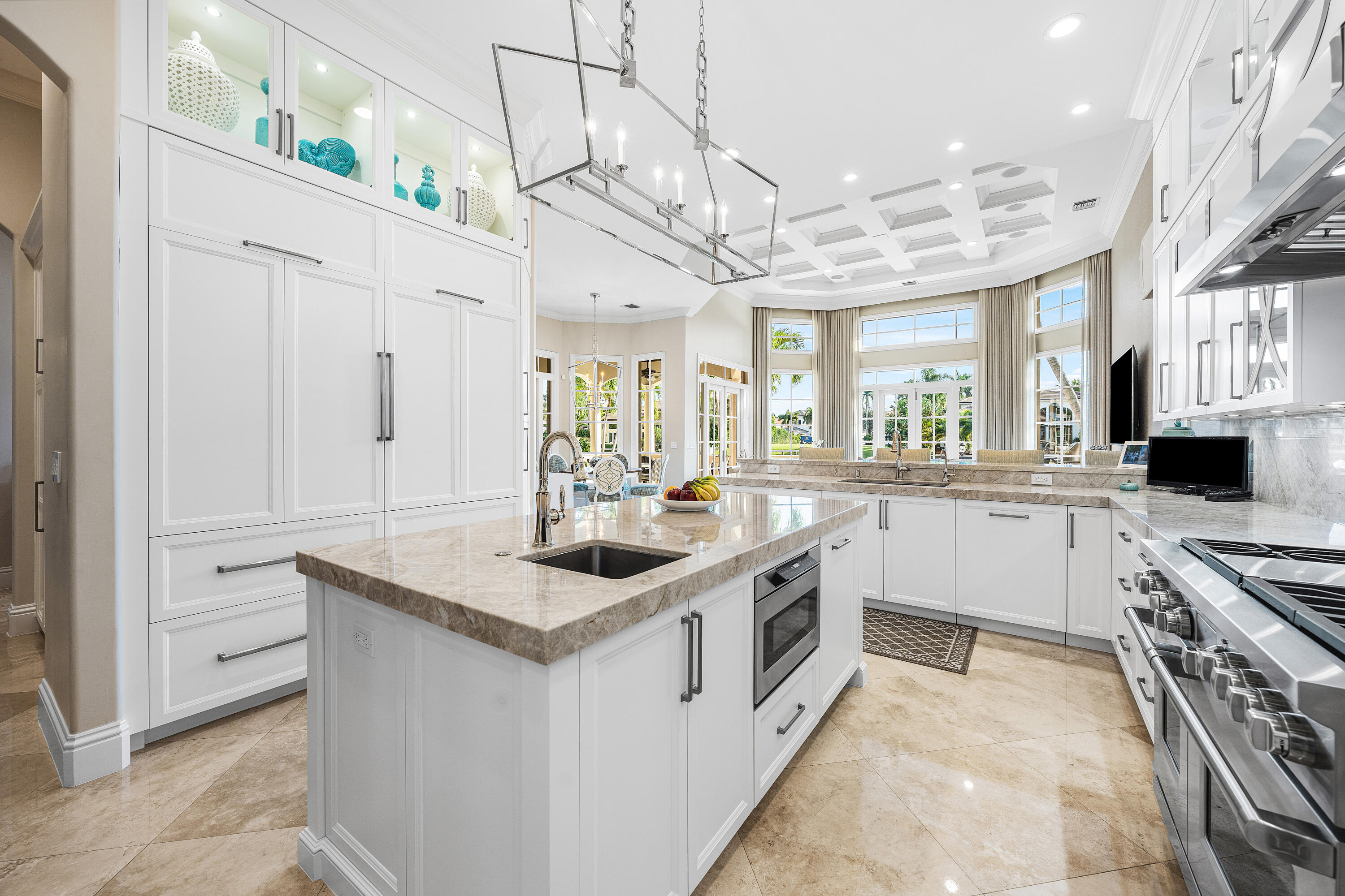 ROYAL PALM YACHT & COUNTRY CLUB - Residential