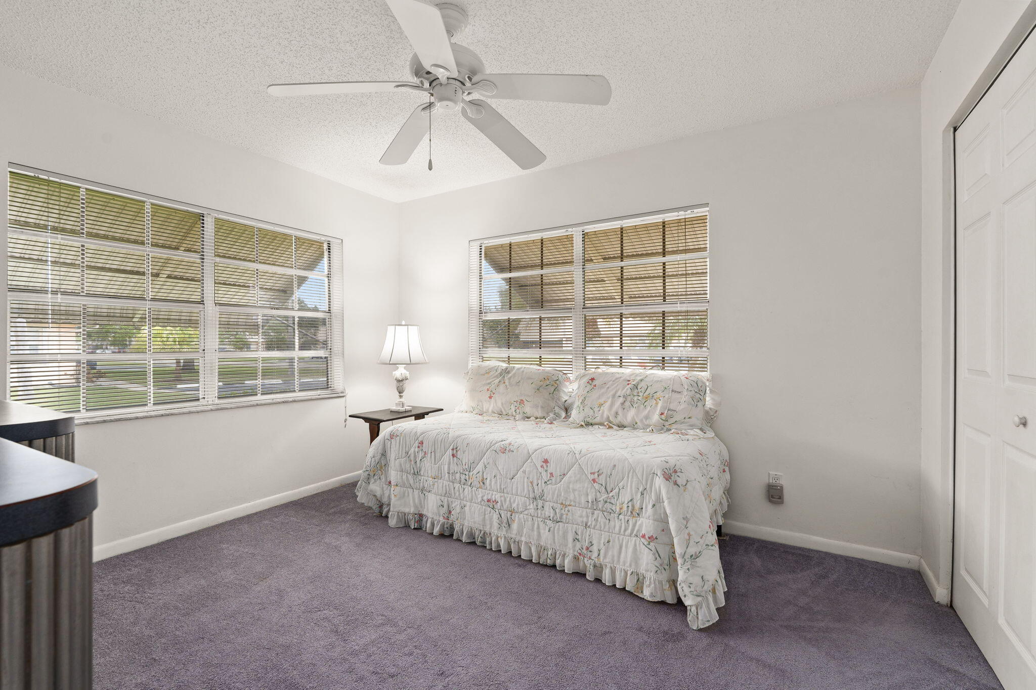 THE GROVE CONDOMINIUM SECTION 1 - Residential