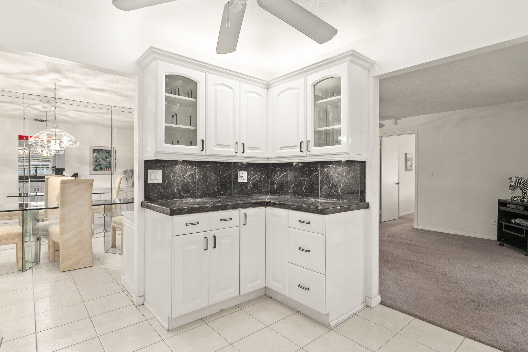 THE GROVE CONDOMINIUM SECTION 1 - Residential