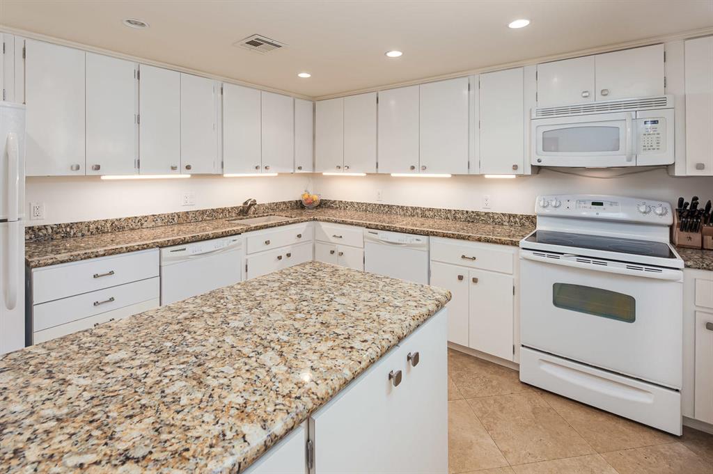 WINTHROP HOUSE CONDO - Residential