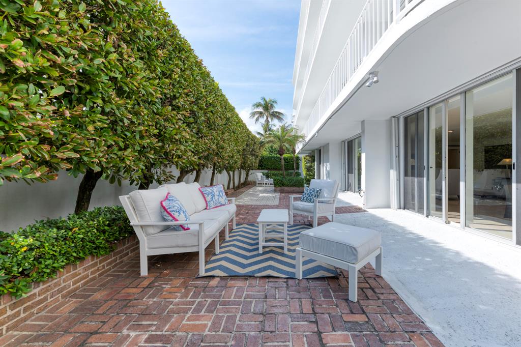 WINTHROP HOUSE CONDO - Residential