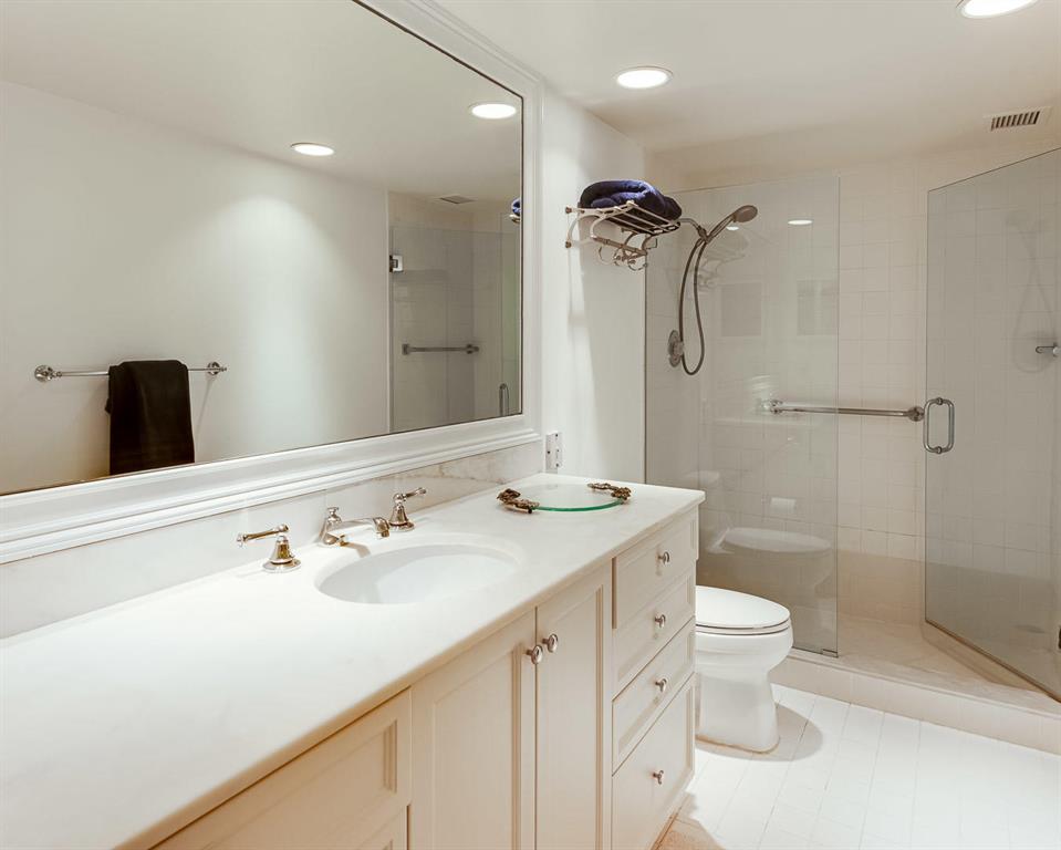 WINTHROP HOUSE CONDO - Residential