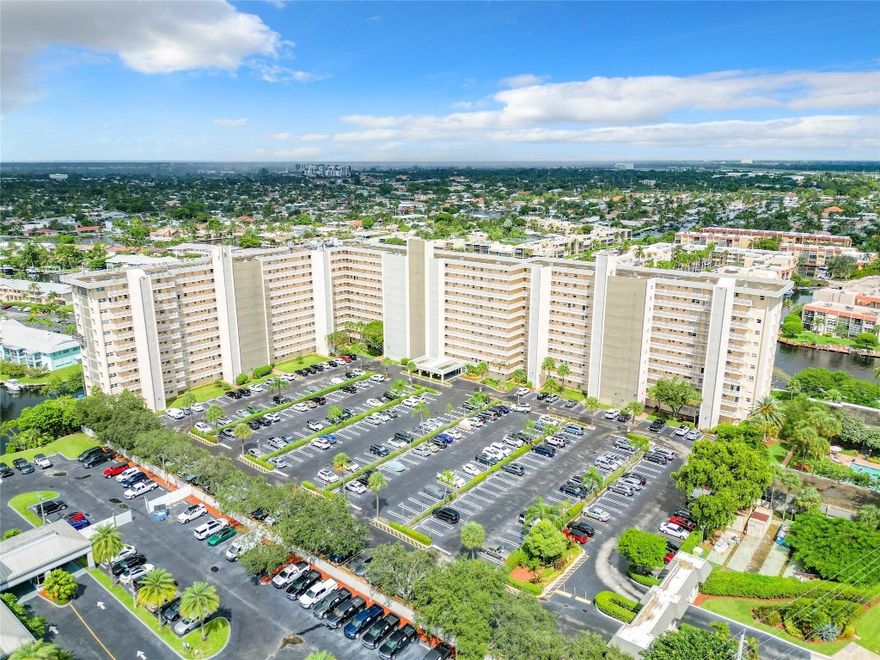 REDUCED!!!! Enjoy amazing, 180 degree panoramic views of the OCEAN and CITY in this waterfront building of Waterford Point. This 11th floor CORNER condo is sure to please all who enter. This light and bright home features a water view from every window, remodeled kitchen, fully renovated guest bathroom, and extra windows in living and dining areas.Amenities include salt water pool, fitness center, barbeque area, upscale/secure lobby, and dockage when available. Property is close to shopping, dining, golfing, ang newly redesigned Pompano Beach Pier!!!