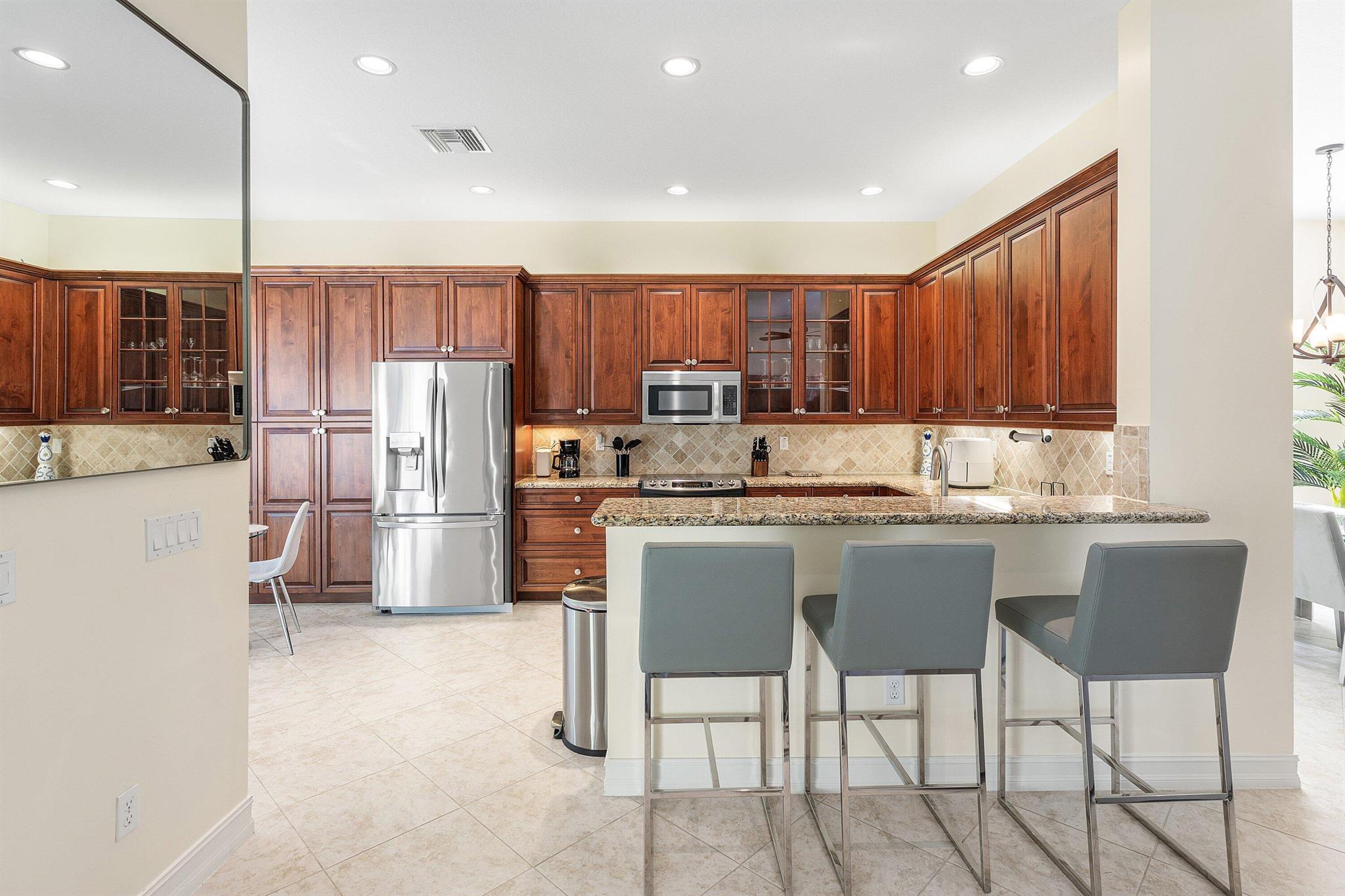 LYONS WEST AGR PUD 1 - Residential Lease