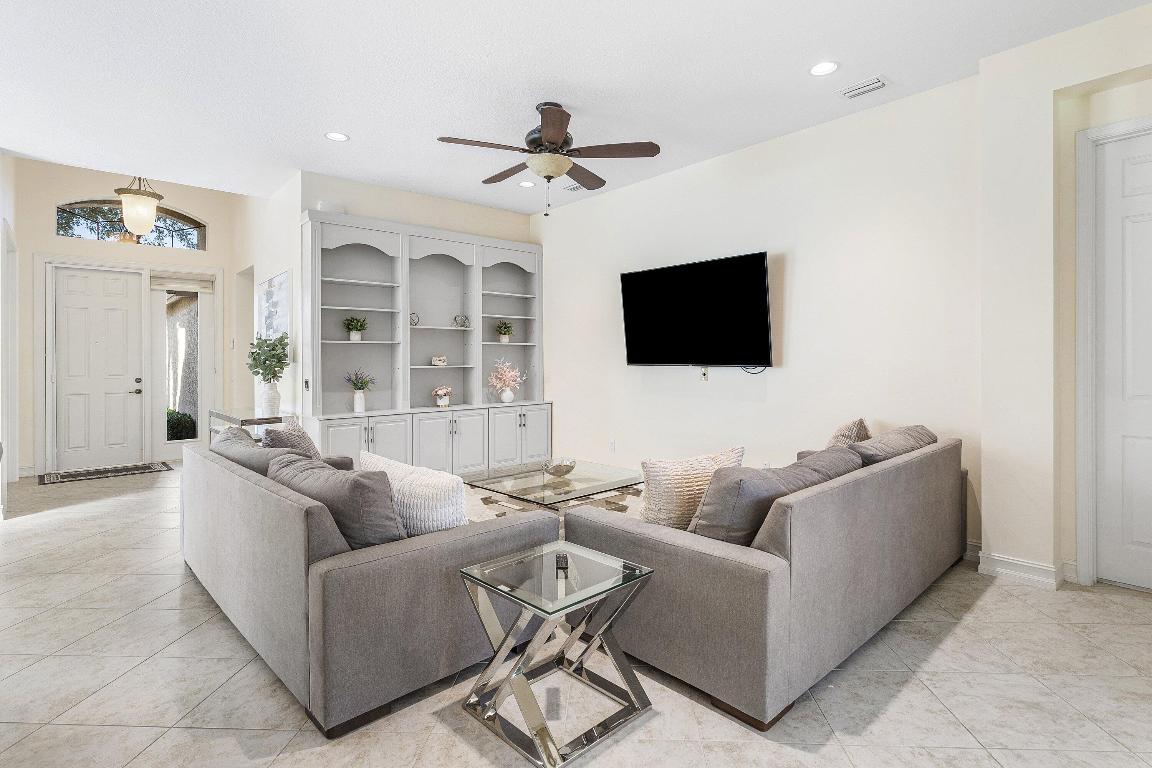 LYONS WEST AGR PUD 1 - Residential Lease