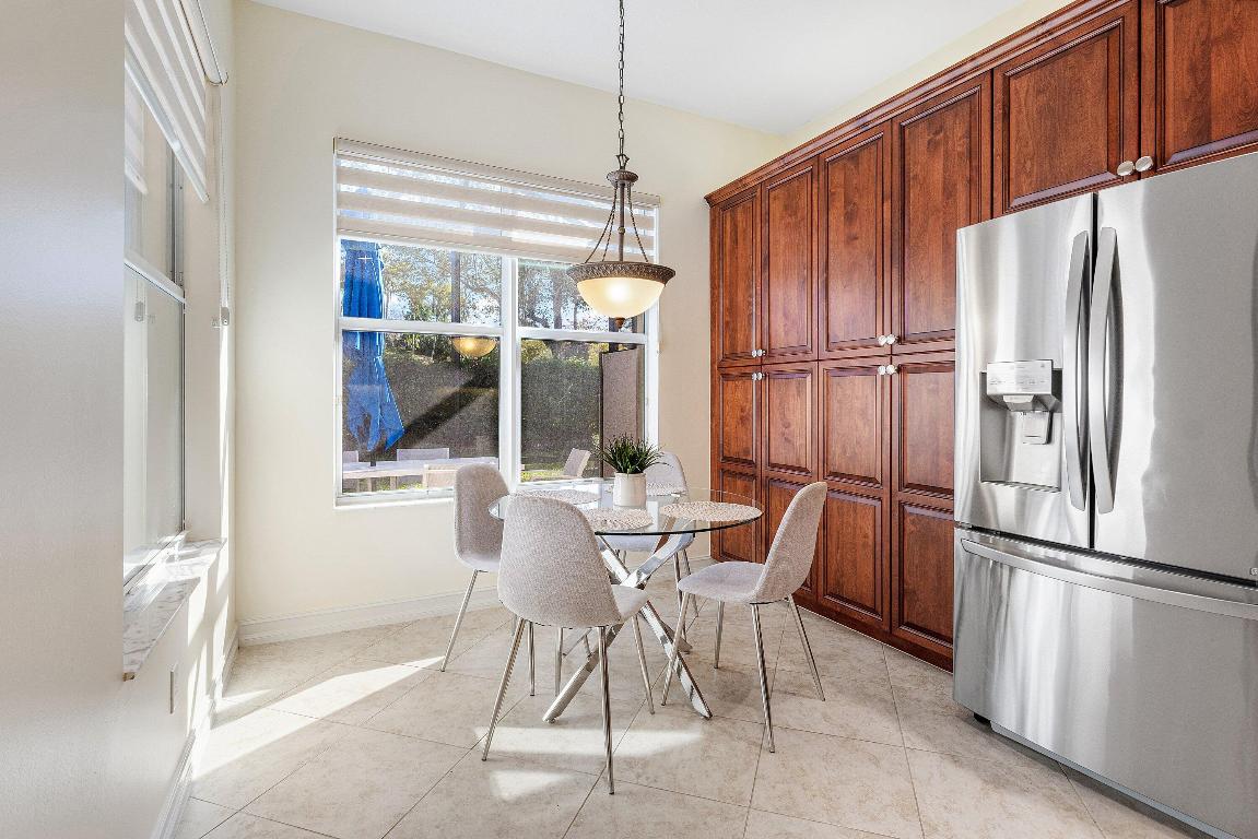 LYONS WEST AGR PUD 1 - Residential Lease