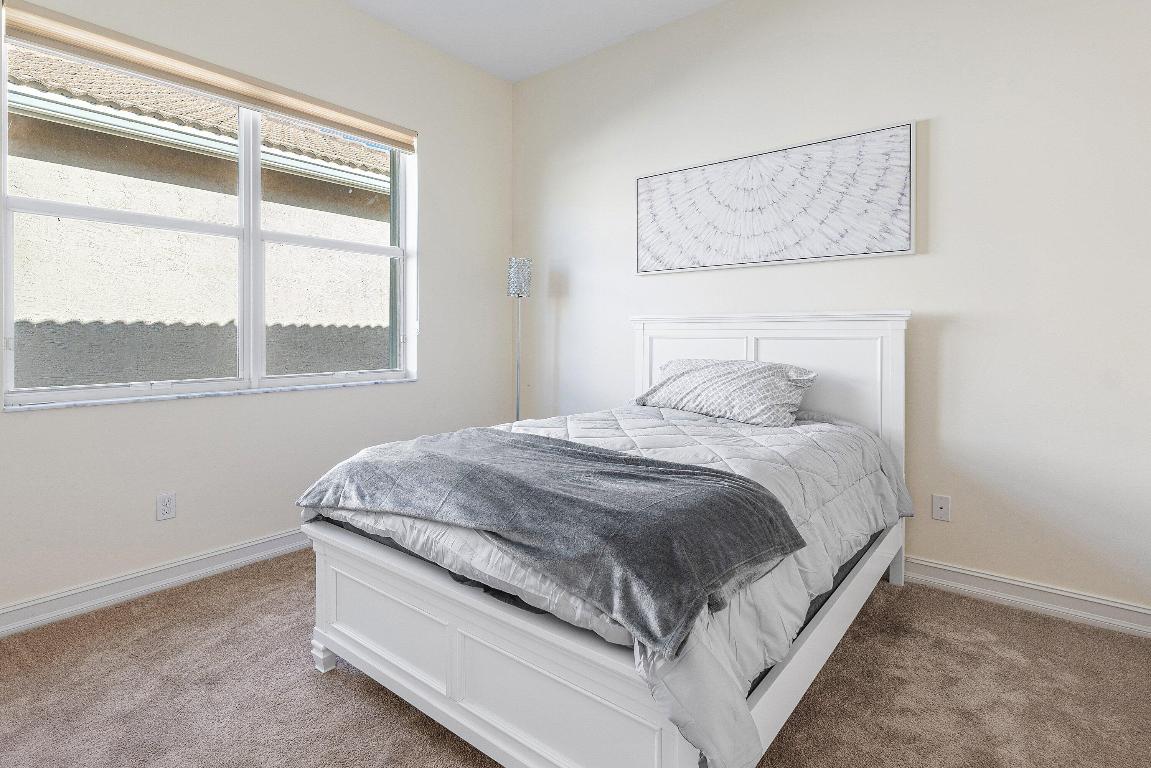 LYONS WEST AGR PUD 1 - Residential Lease