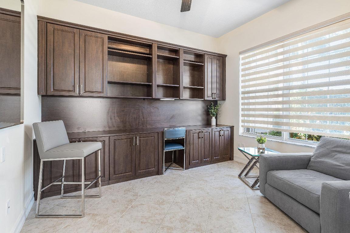 LYONS WEST AGR PUD 1 - Residential Lease