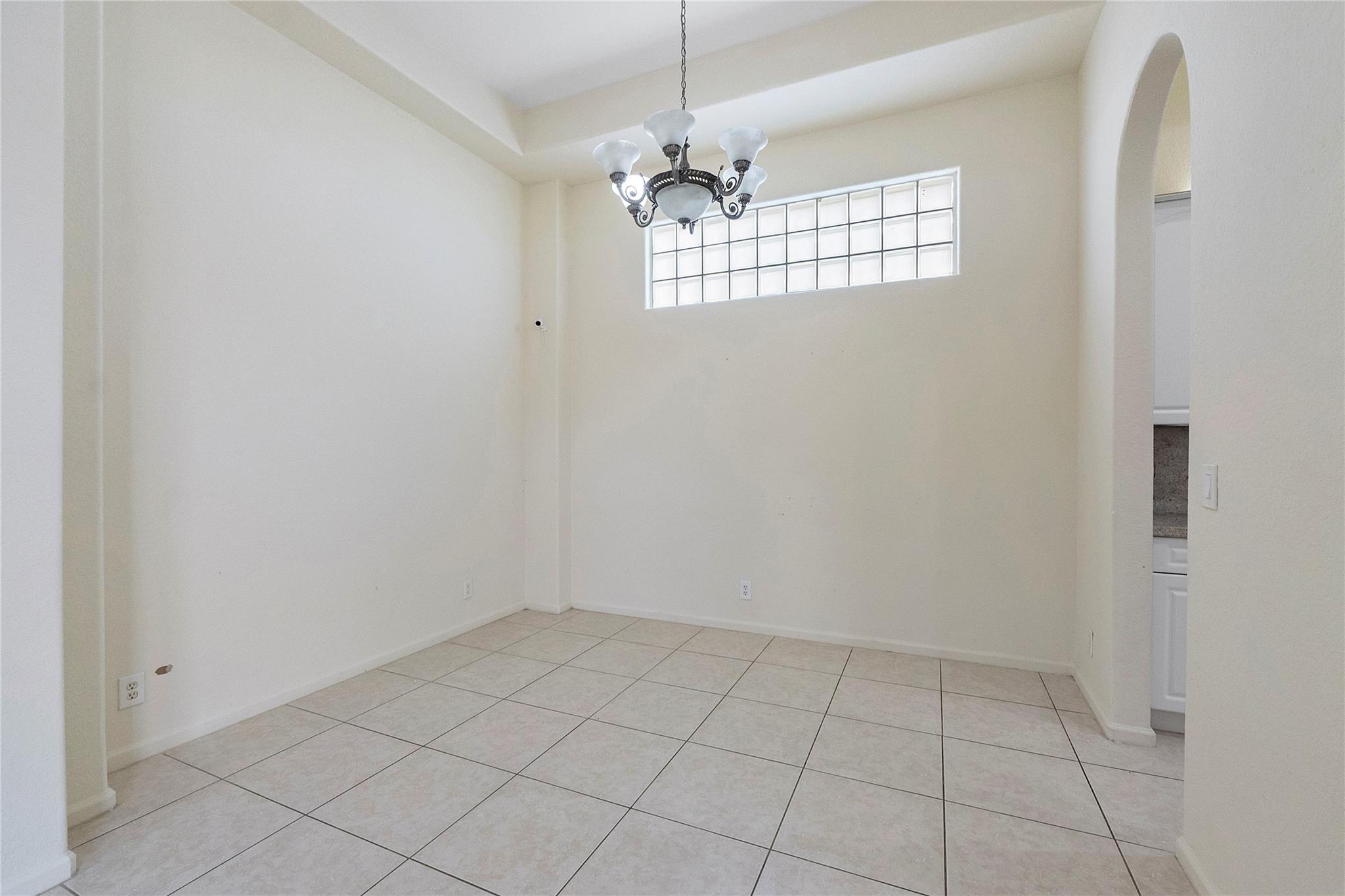 Heron Bay Four 160-1 B - Residential