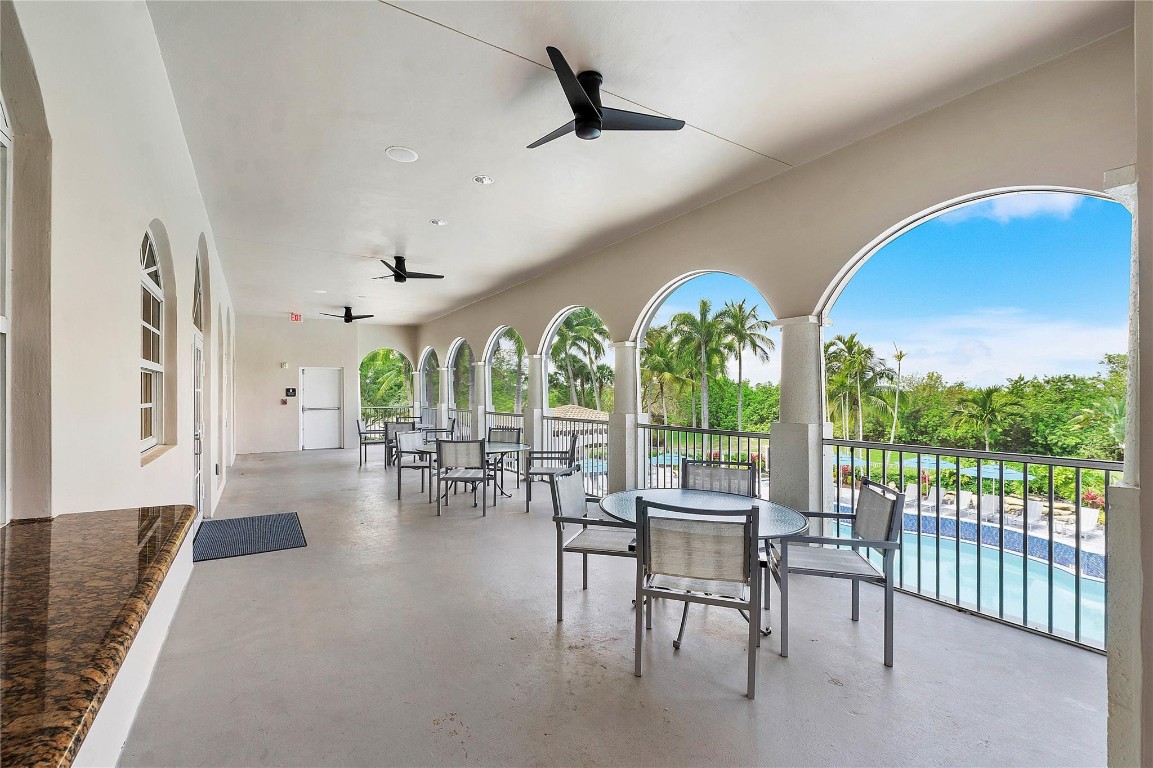 Heron Bay Four 160-1 B - Residential