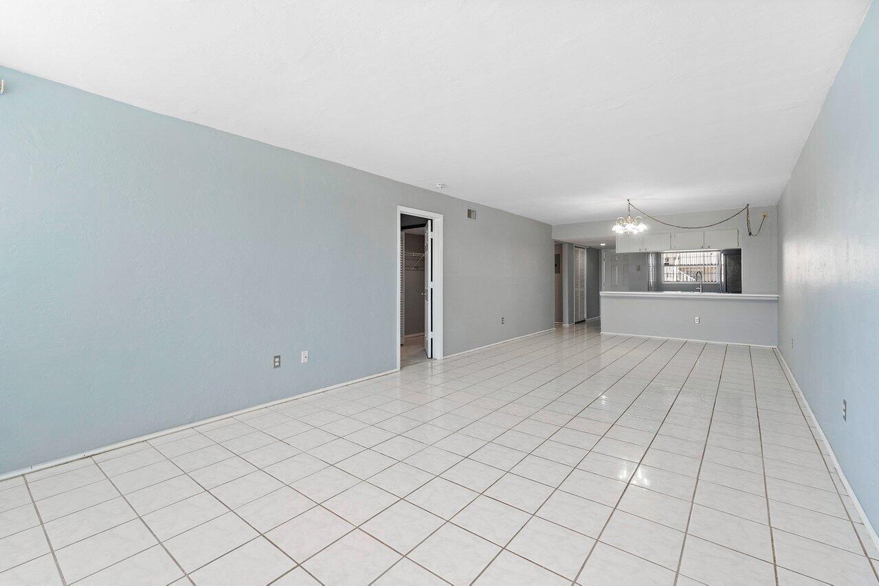 View photos, virtual tours, details... 804 PALM BEACH TRACE Drive