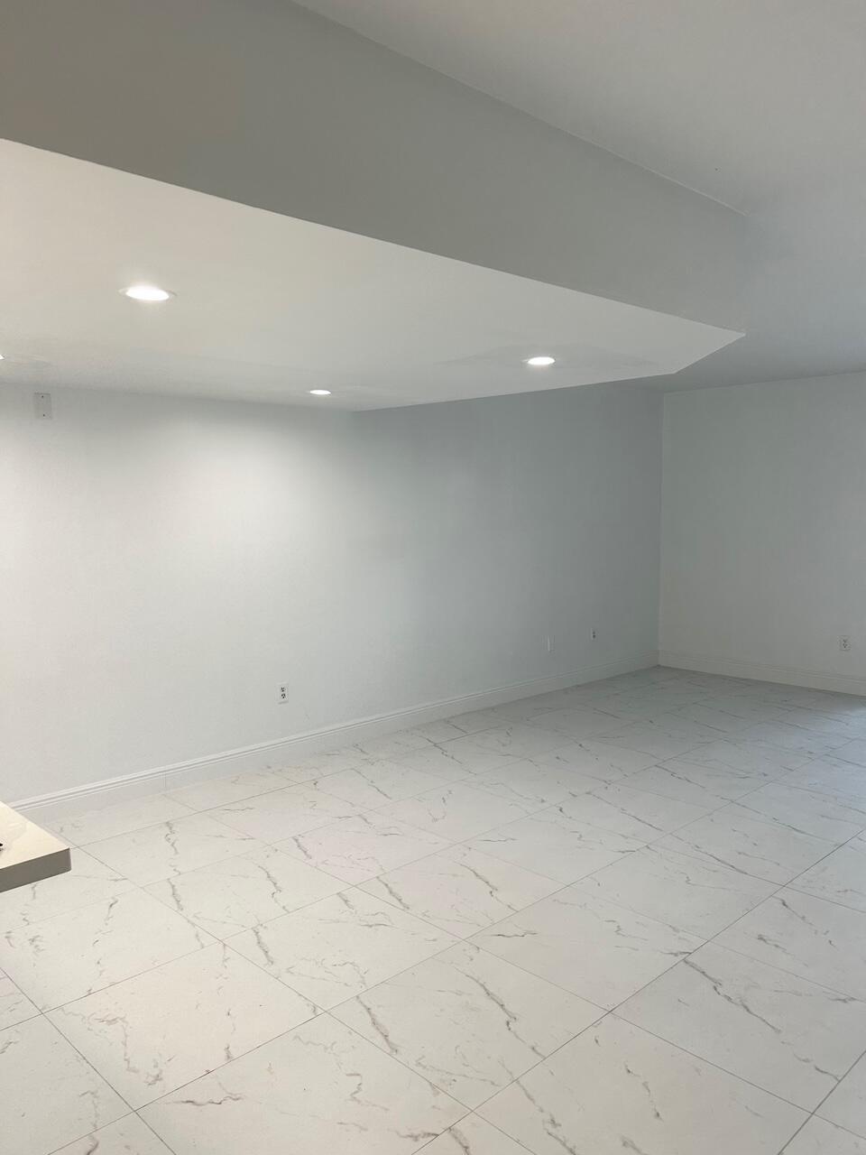 Photo of 5117 SOCIETY Place W #D, West Palm Beach, FL 33415 (MLS # B26073315)