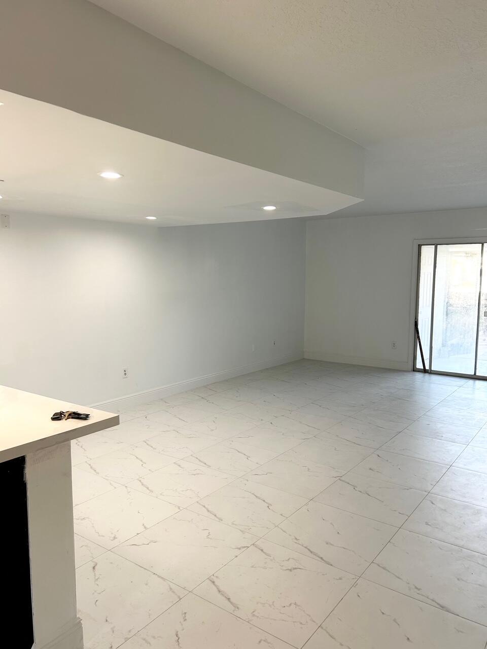 Photo of 5117 SOCIETY Place W #D, West Palm Beach, FL 33415 (MLS # B26073315)