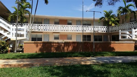 3501 Van Buren St 3 Hollywood FL 33021