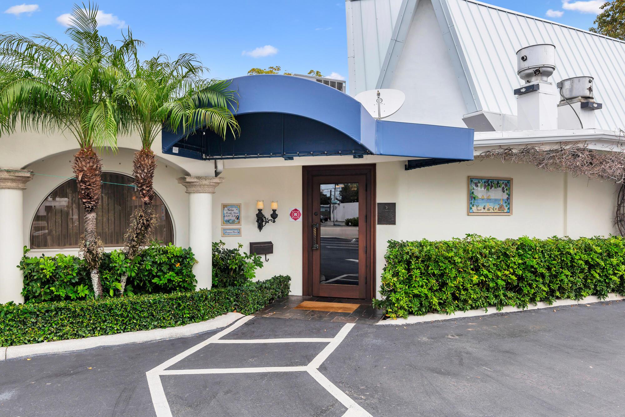6316 S Dixie Highway
