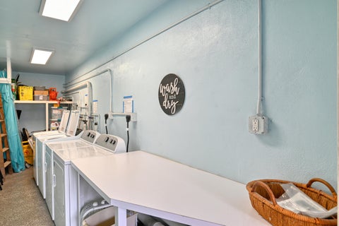 Tiny photo for 102 COVENTRY E, West Palm Beach, FL 33417 (MLS # B26089642)