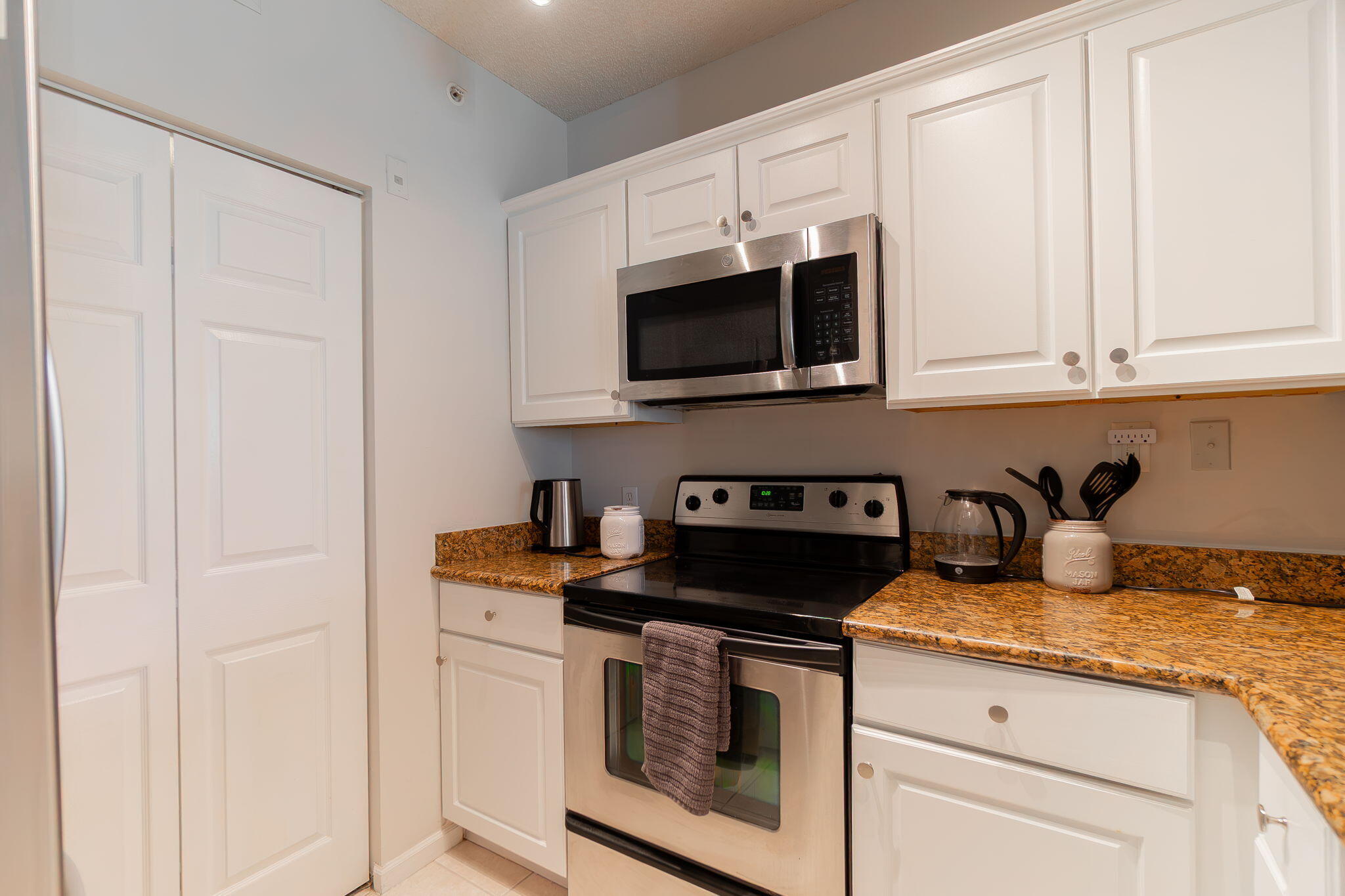 Properties 11790 St Andrews Place 206
