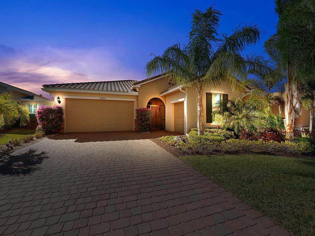 Photo of 10199 SW Indian Lilac Trail, Port Saint Lucie, FL 34987 (MLS # R10690437)
