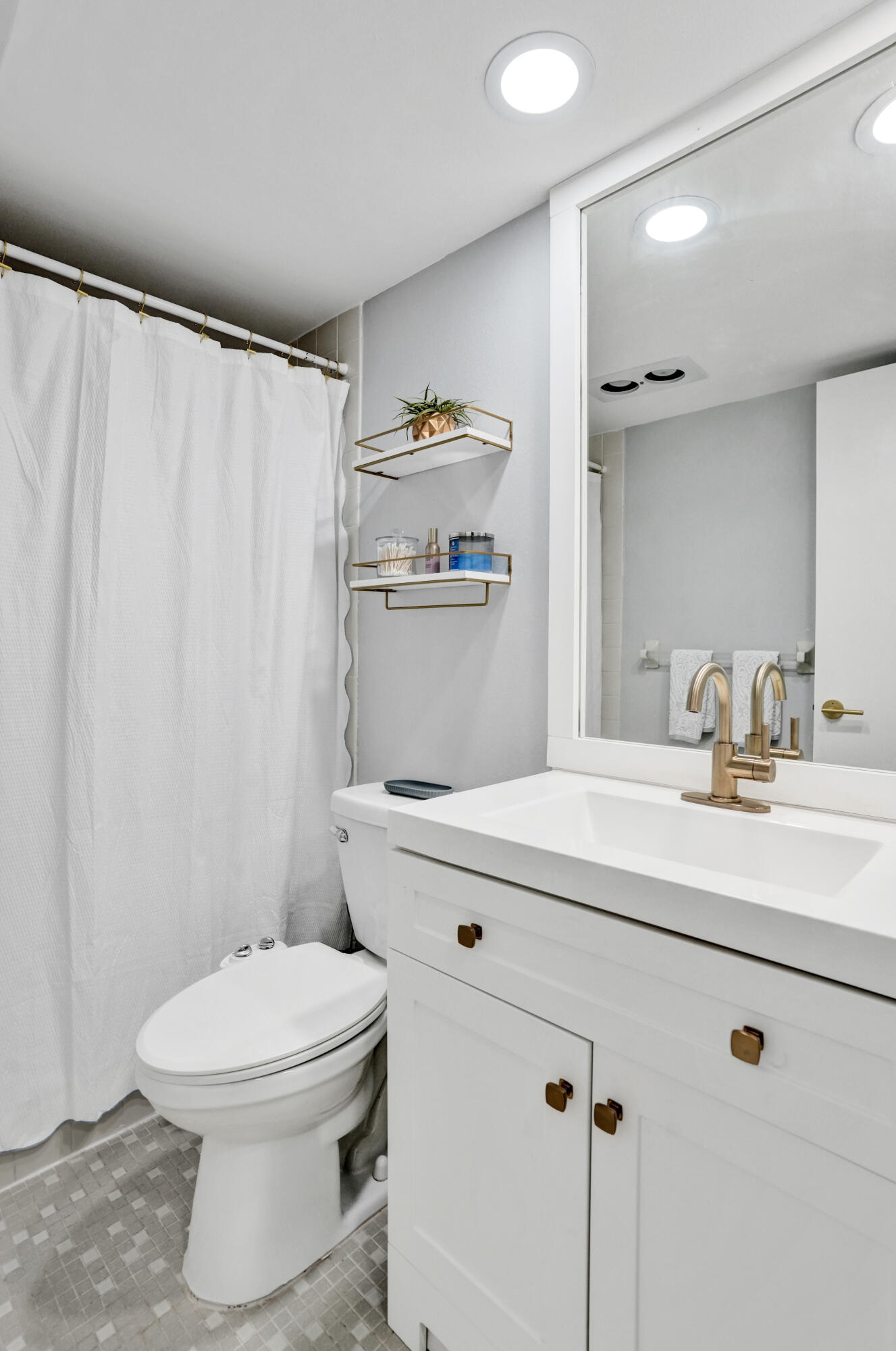 NO 14 PALM-AIRE COUNTRY CLUB - Residential