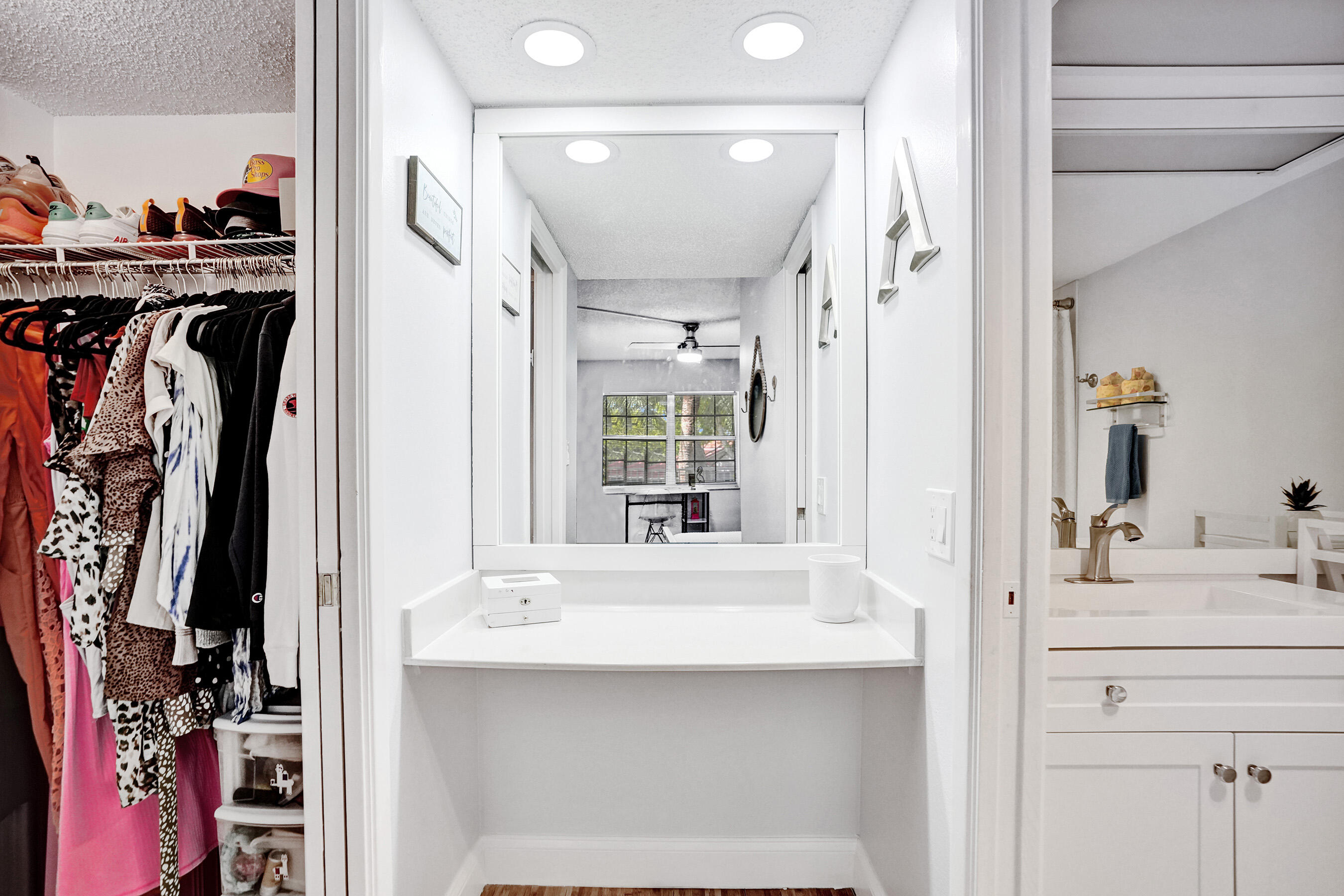 NO 14 PALM-AIRE COUNTRY CLUB - Residential