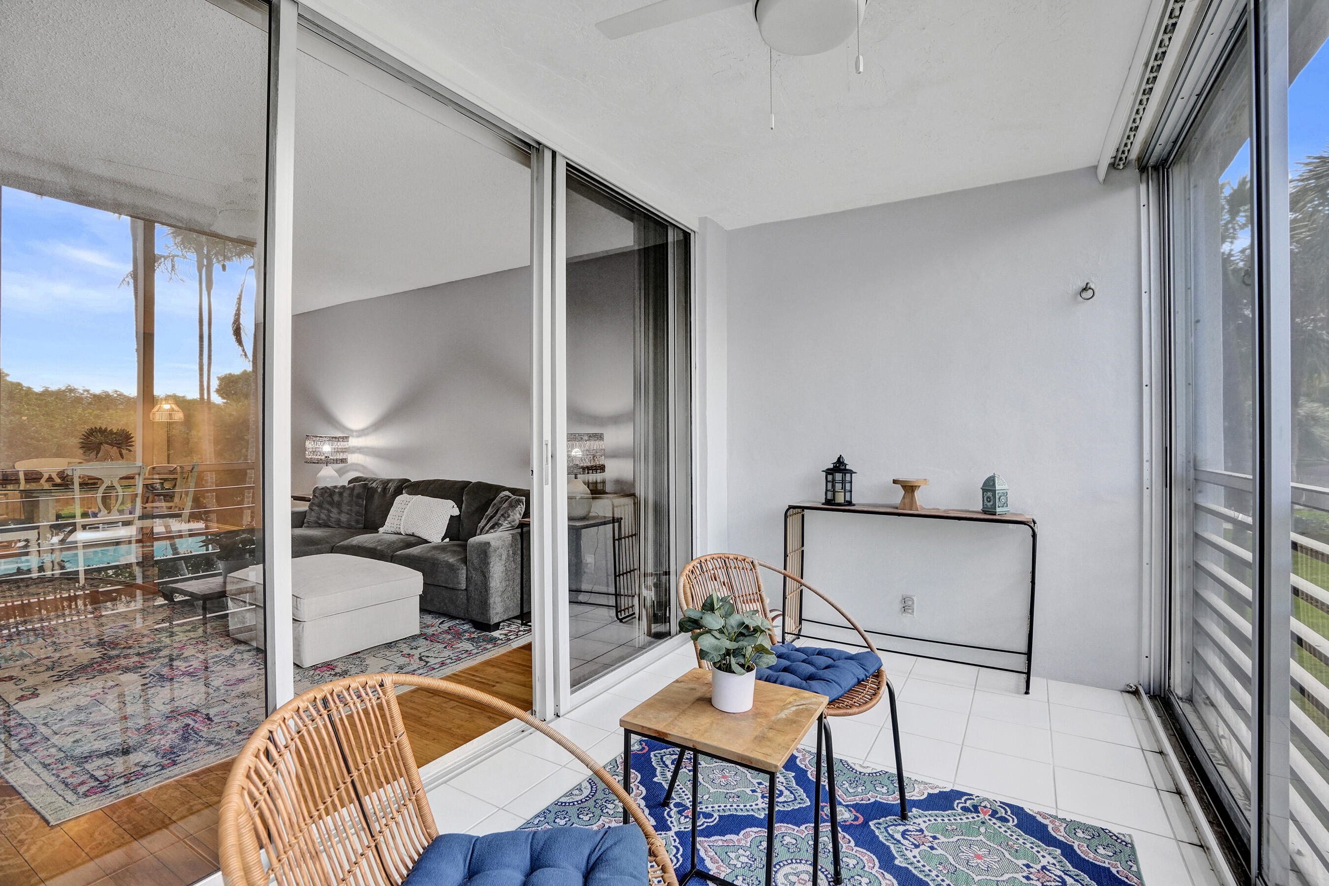 NO 14 PALM-AIRE COUNTRY CLUB - Residential