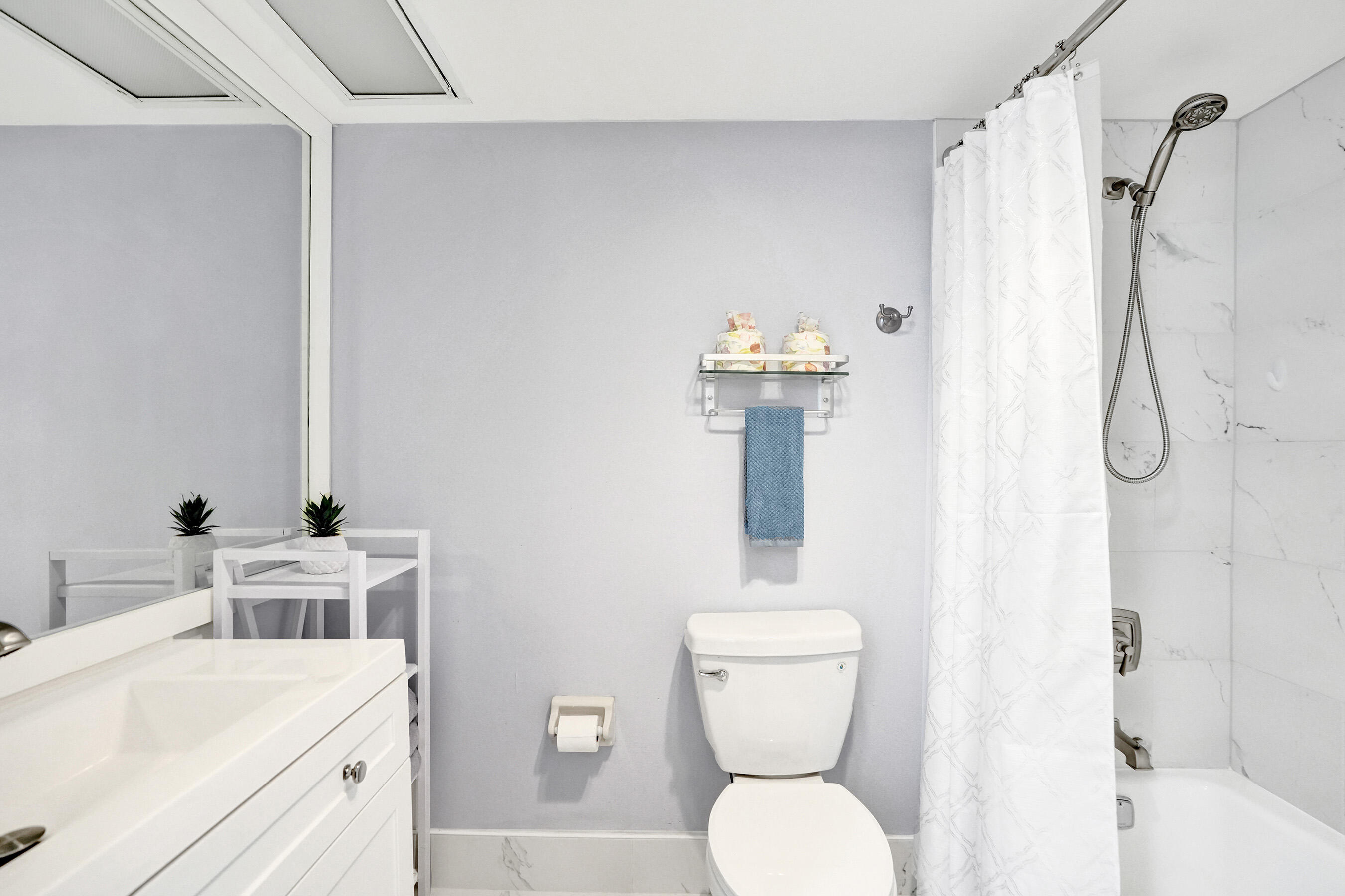 NO 14 PALM-AIRE COUNTRY CLUB - Residential