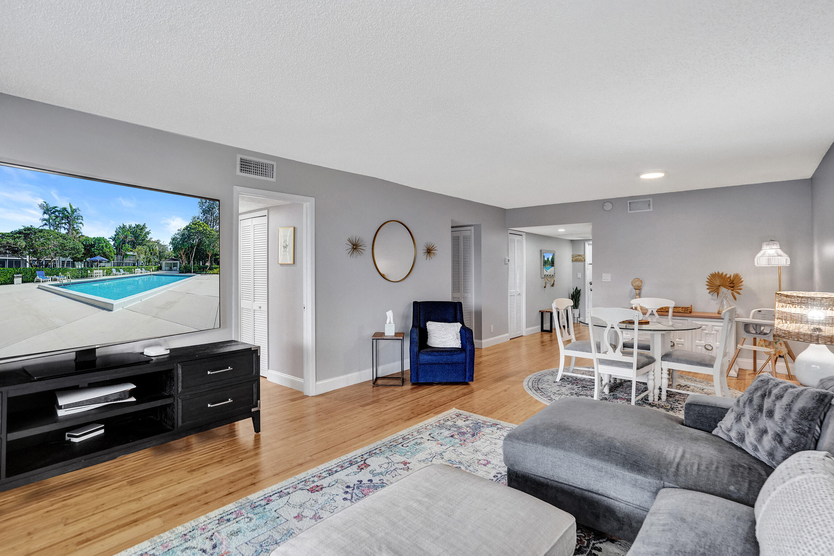 NO 14 PALM-AIRE COUNTRY CLUB - Residential