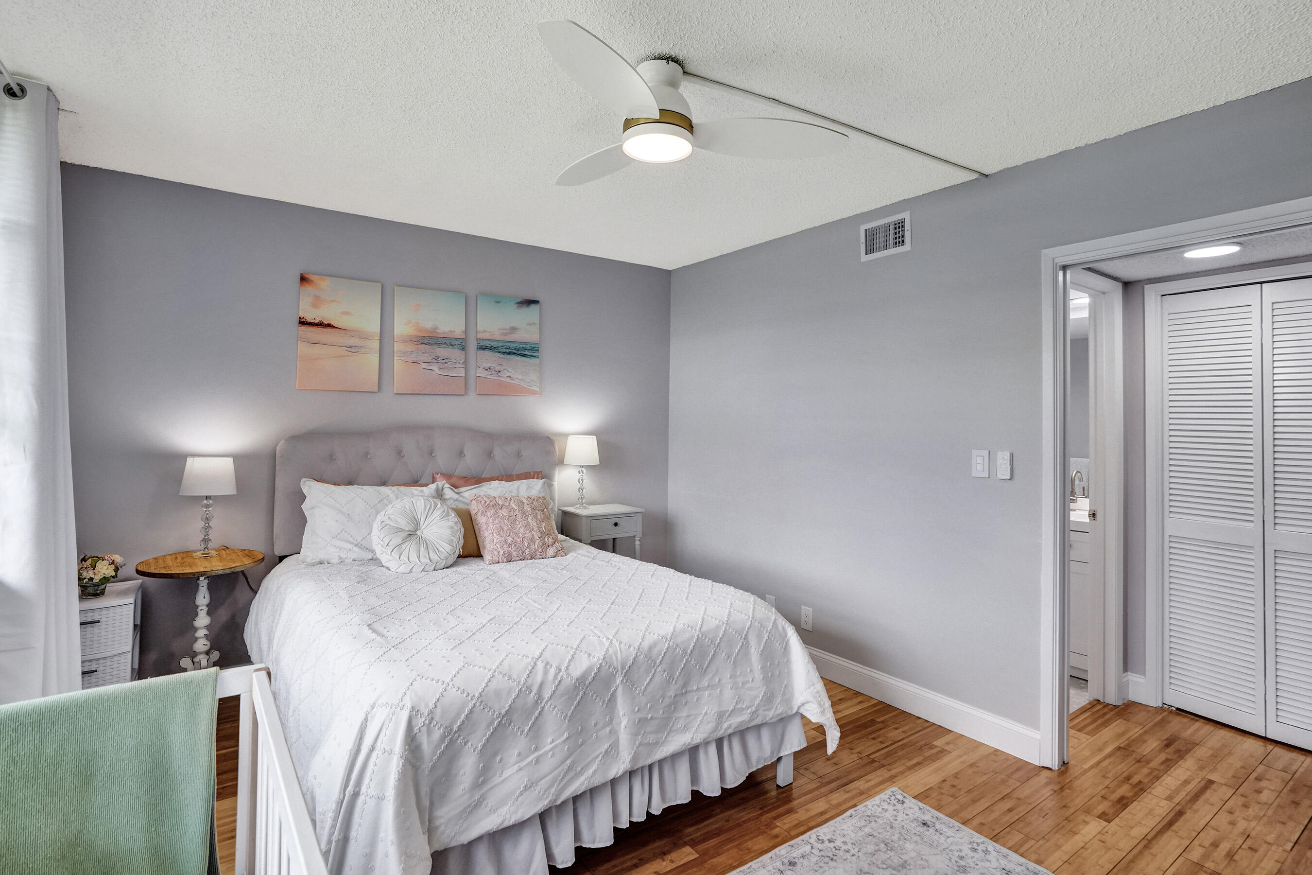 NO 14 PALM-AIRE COUNTRY CLUB - Residential