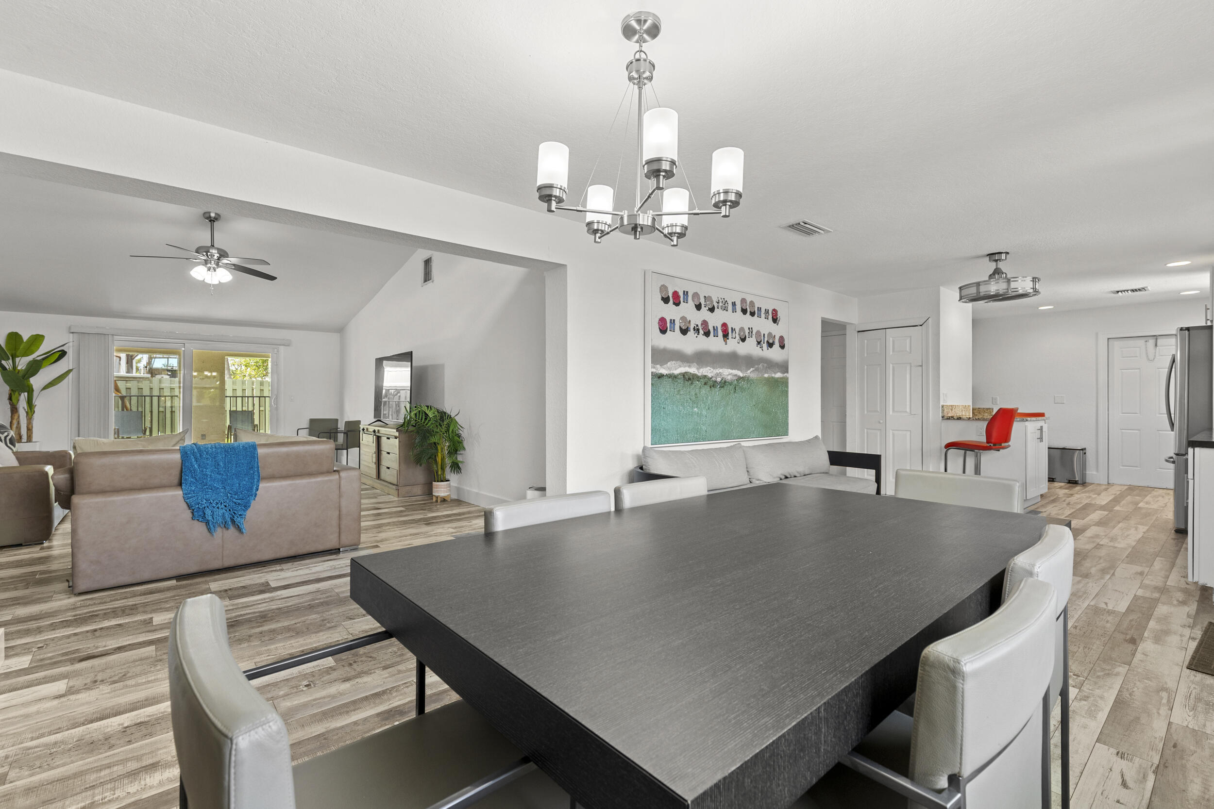 RIDGE CREST - Residential