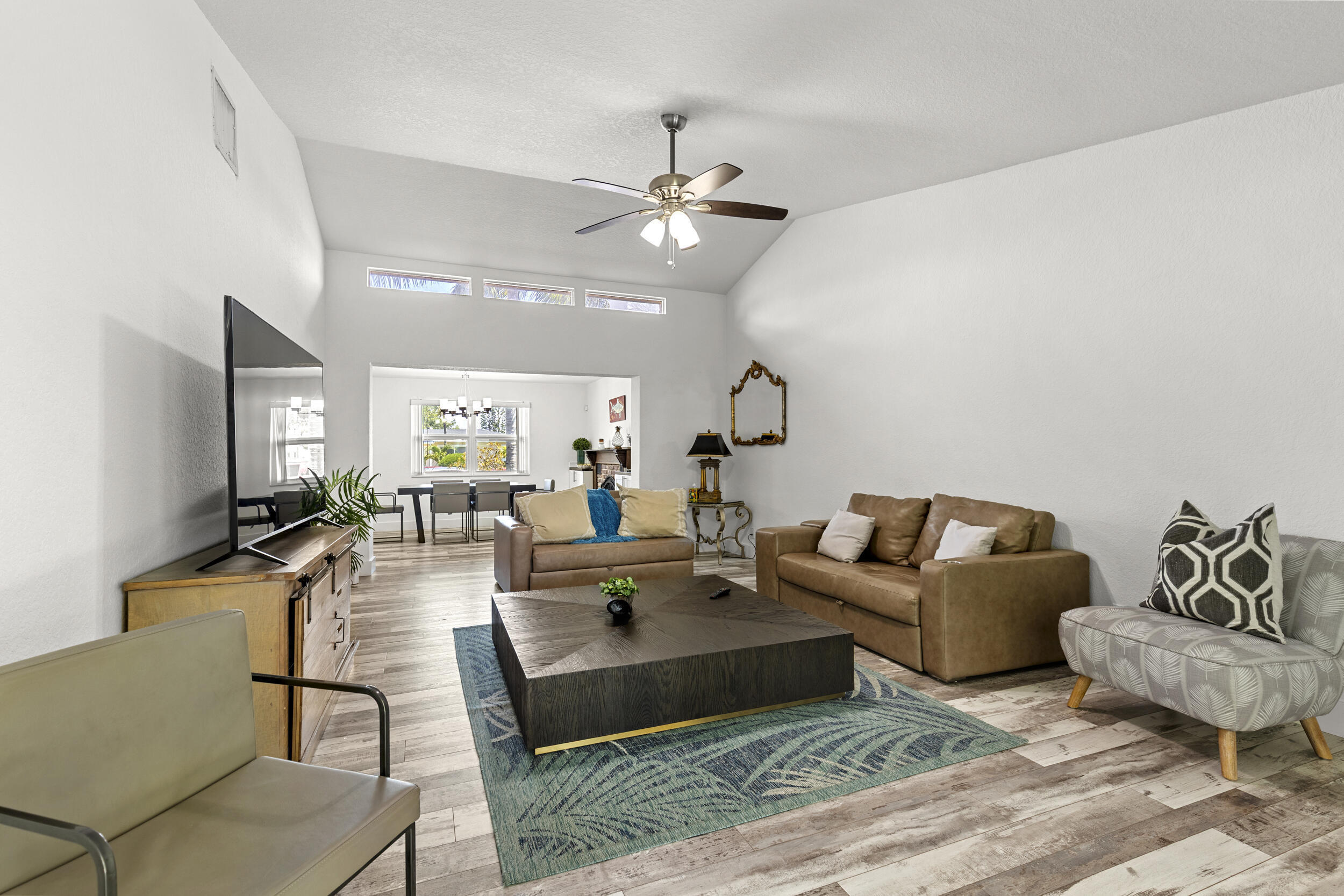 RIDGE CREST - Residential